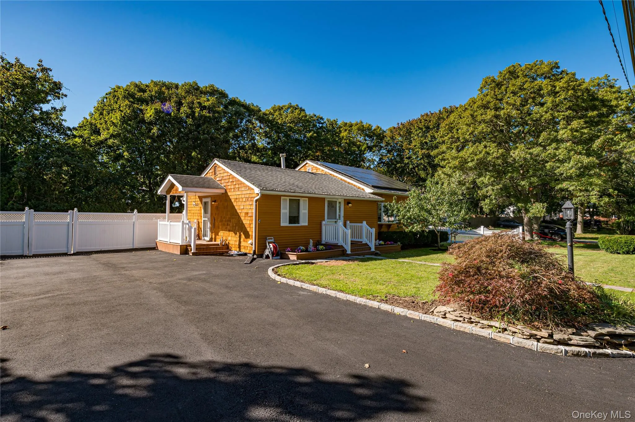 8 Forest Avenue, Brookhaven, NY, 3 Bedrooms Bedrooms, 5 Rooms Rooms,1 BathroomBathrooms,Residential,For Rent,Forest,0,1046942 8 Forest Avenue, Brookhaven, NY, 3 Bedrooms Bedrooms, 5 Rooms Rooms,1 BathroomBathrooms,Residential,For Rent,Forest,0,1046942