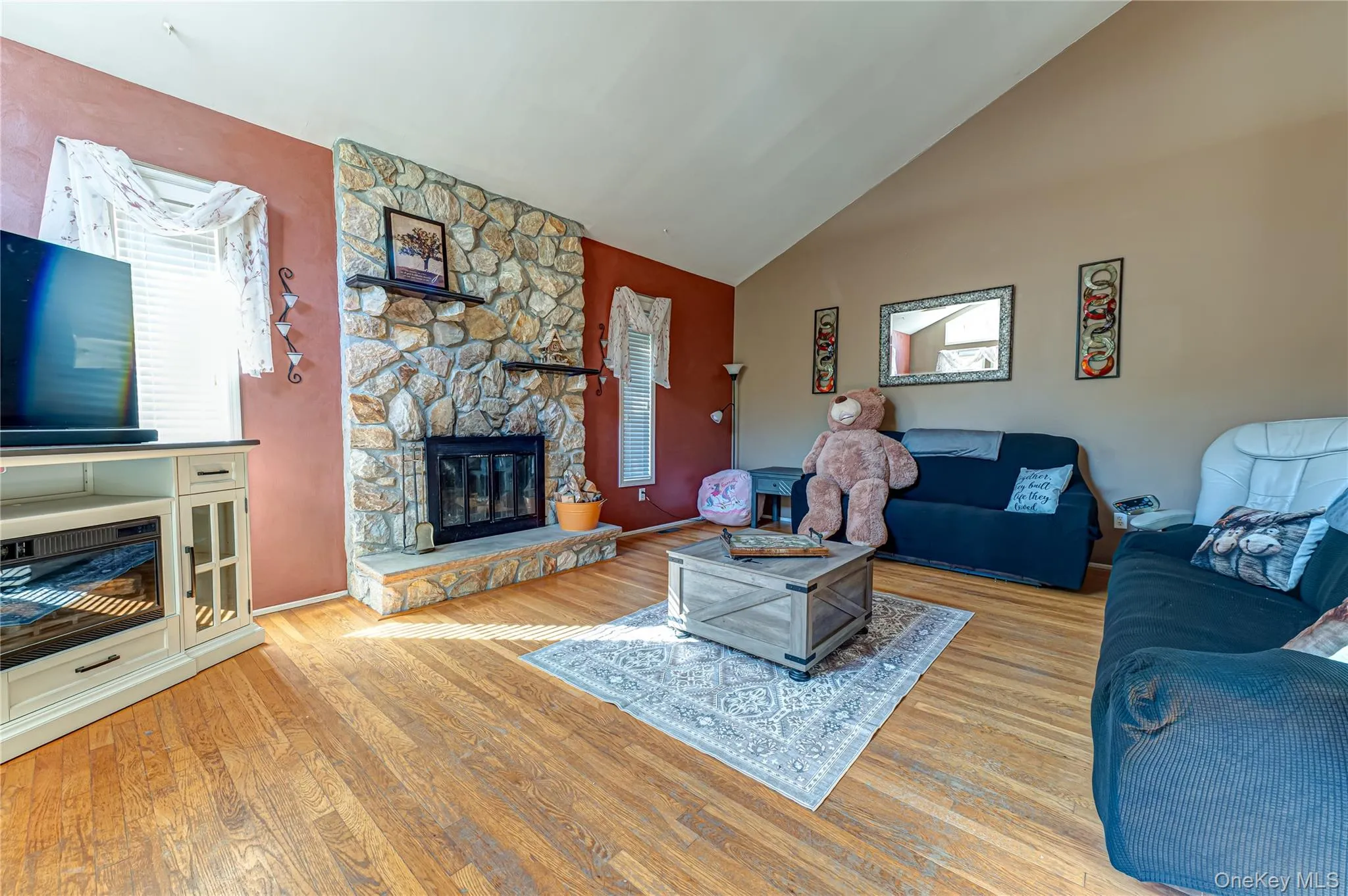 8 Forest Avenue, Brookhaven, NY, 3 Bedrooms Bedrooms, 5 Rooms Rooms,1 BathroomBathrooms,Residential,For Rent,Forest,0,1046942 8 Forest Avenue, Brookhaven, NY, 3 Bedrooms Bedrooms, 5 Rooms Rooms,1 BathroomBathrooms,Residential,For Rent,Forest,0,1046942