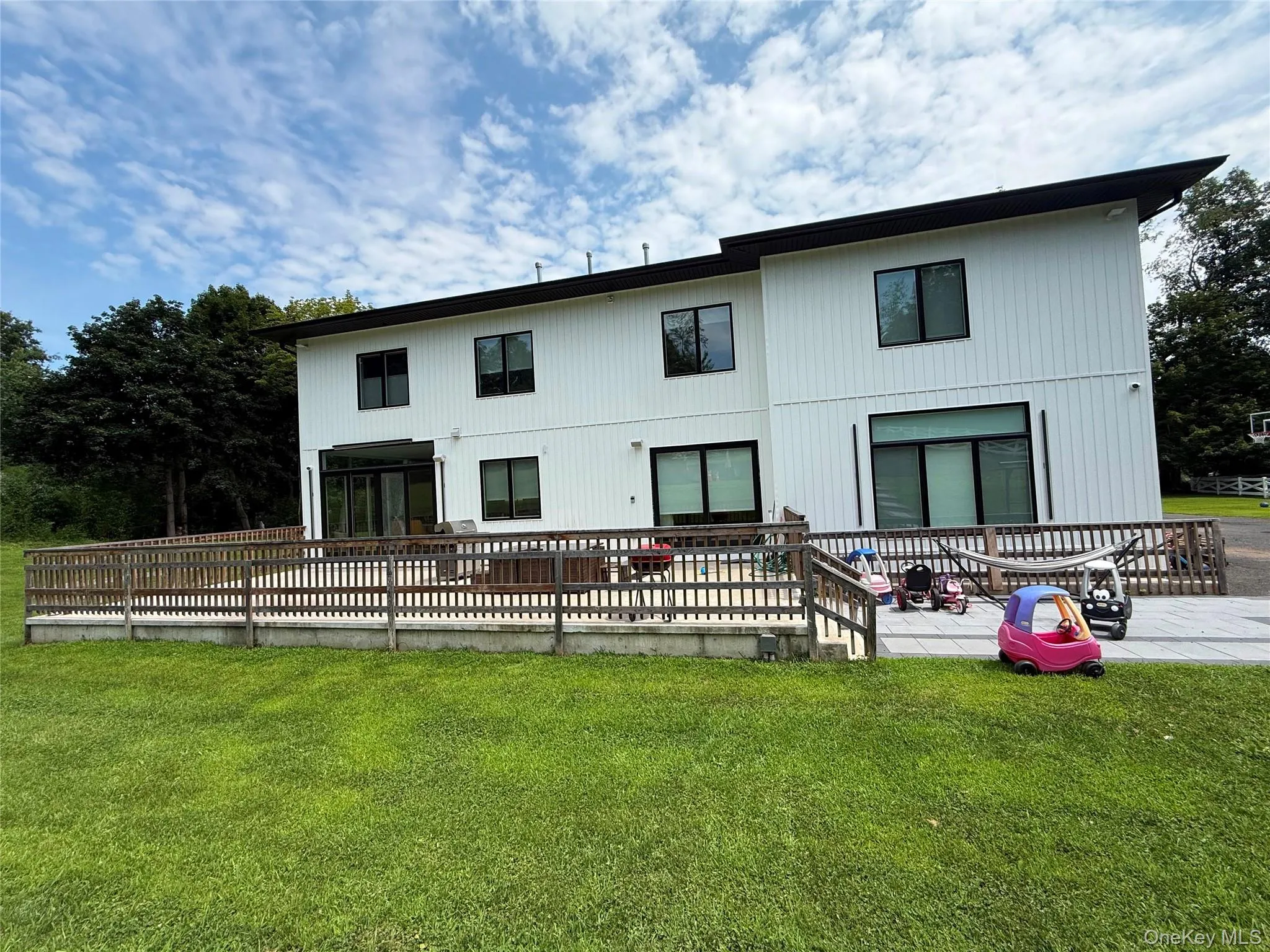 131 spook rock Road, Ramapo, NY, 9 Bedrooms Bedrooms, 15 Rooms Rooms,5 BathroomsBathrooms,Residential,For Rent,spook rock,0,1046943 131 spook rock Road, Ramapo, NY, 9 Bedrooms Bedrooms, 15 Rooms Rooms,5 BathroomsBathrooms,Residential,For Rent,spook rock,0,1046943