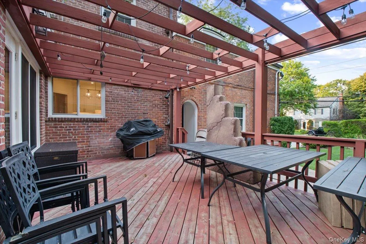 501 Broadway, Hempstead, NY, 8 Bedrooms Bedrooms, 14 Rooms Rooms,4 BathroomsBathrooms,Residential,For Rent,Broadway,0,1046946 501 Broadway, Hempstead, NY, 8 Bedrooms Bedrooms, 14 Rooms Rooms,4 BathroomsBathrooms,Residential,For Rent,Broadway,0,1046946
