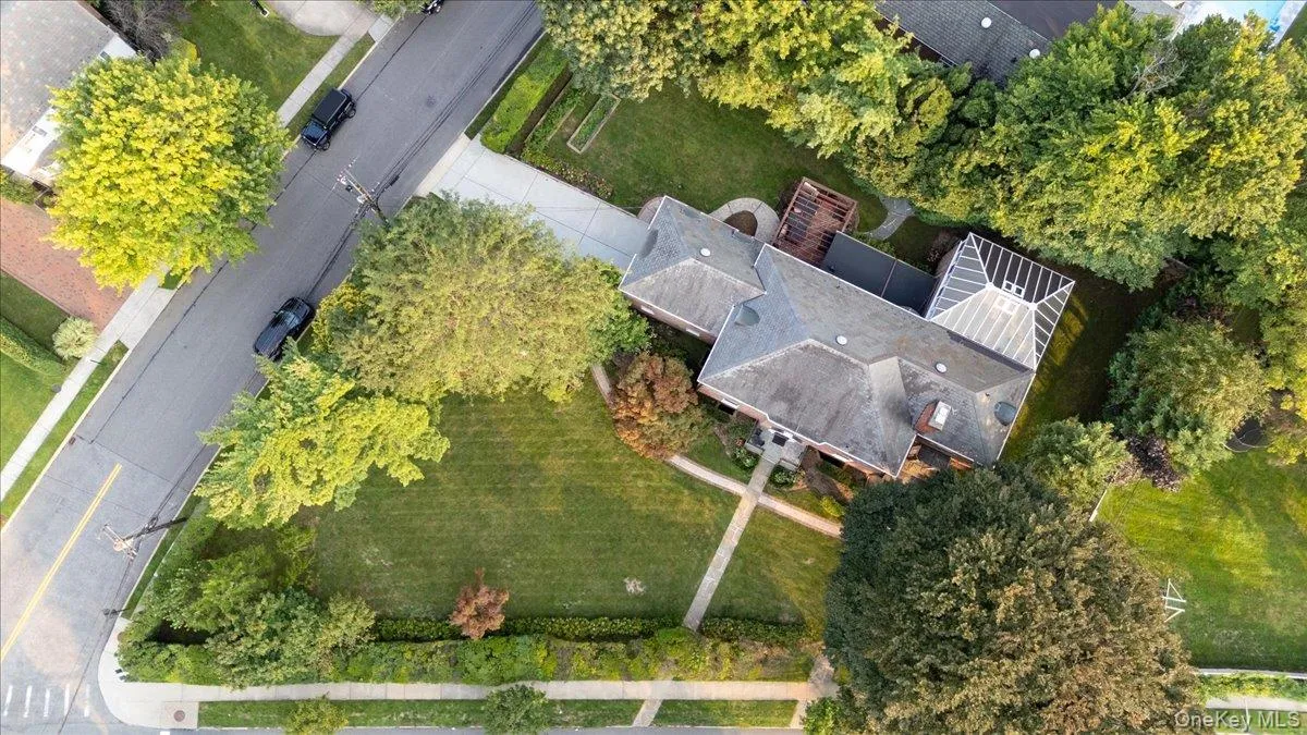 501 Broadway, Hempstead, NY, 8 Bedrooms Bedrooms, 14 Rooms Rooms,4 BathroomsBathrooms,Residential,For Rent,Broadway,0,1046946 501 Broadway, Hempstead, NY, 8 Bedrooms Bedrooms, 14 Rooms Rooms,4 BathroomsBathrooms,Residential,For Rent,Broadway,0,1046946