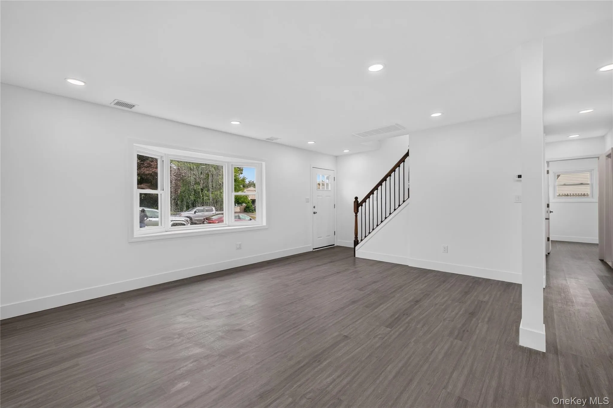 42 Clymer Street, Brookhaven, NY, 5 Bedrooms Bedrooms, 11 Rooms Rooms,2 BathroomsBathrooms,Residential,For Rent,Clymer,0,1046952 42 Clymer Street, Brookhaven, NY, 5 Bedrooms Bedrooms, 11 Rooms Rooms,2 BathroomsBathrooms,Residential,For Rent,Clymer,0,1046952