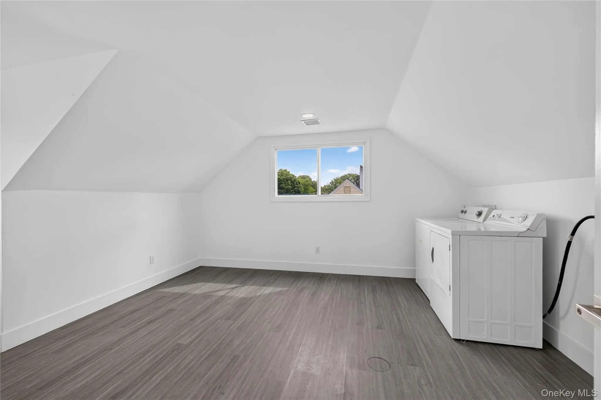 42 Clymer Street, Brookhaven, NY, 5 Bedrooms Bedrooms, 11 Rooms Rooms,2 BathroomsBathrooms,Residential,For Rent,Clymer,0,1046952 42 Clymer Street, Brookhaven, NY, 5 Bedrooms Bedrooms, 11 Rooms Rooms,2 BathroomsBathrooms,Residential,For Rent,Clymer,0,1046952
