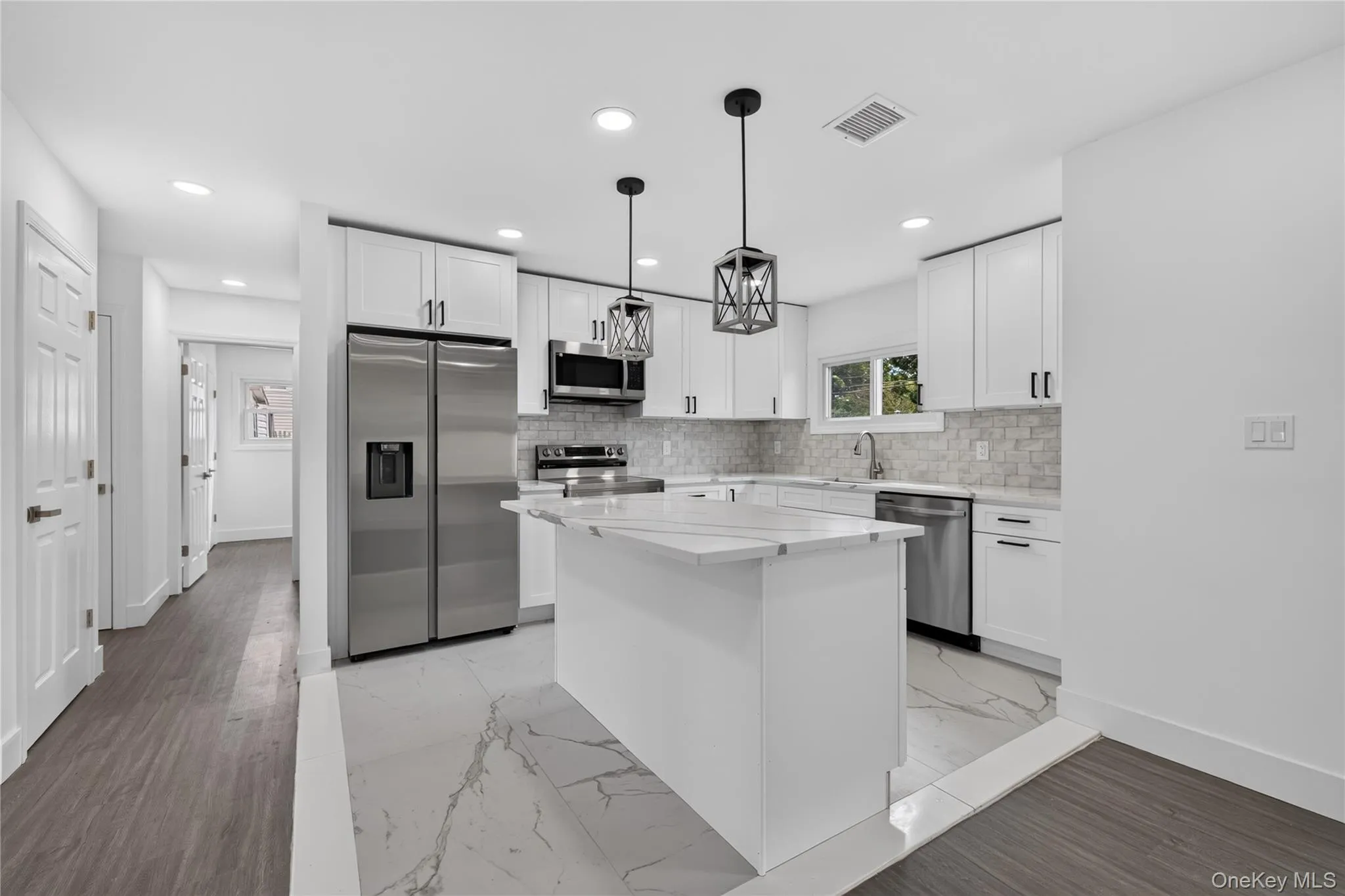 42 Clymer Street, Brookhaven, NY, 5 Bedrooms Bedrooms, 11 Rooms Rooms,2 BathroomsBathrooms,Residential,For Rent,Clymer,0,1046952 42 Clymer Street, Brookhaven, NY, 5 Bedrooms Bedrooms, 11 Rooms Rooms,2 BathroomsBathrooms,Residential,For Rent,Clymer,0,1046952