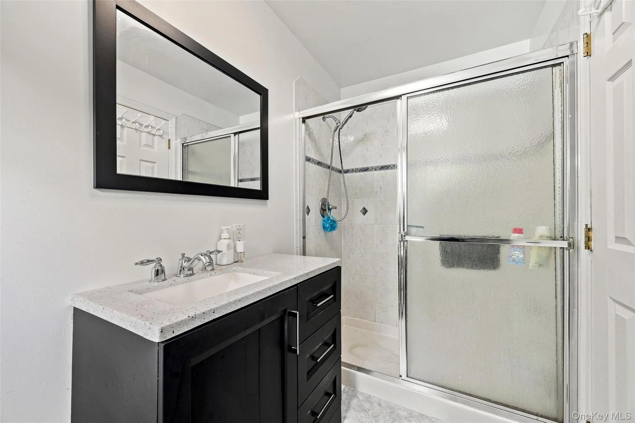 121 Hammond Road, Haverstraw, NY, 5 Bedrooms Bedrooms, 14 Rooms Rooms,3 BathroomsBathrooms,Residential,For Rent,Hammond,0,1046955 121 Hammond Road, Haverstraw, NY, 5 Bedrooms Bedrooms, 14 Rooms Rooms,3 BathroomsBathrooms,Residential,For Rent,Hammond,0,1046955