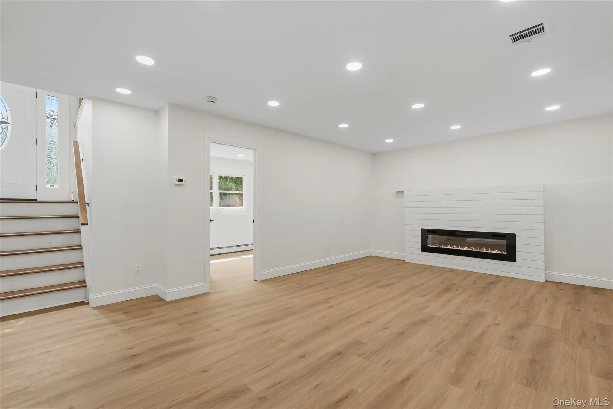2 Deborah Lane, Clarkstown, NY, 5 Bedrooms Bedrooms, 13 Rooms Rooms,3 BathroomsBathrooms,Residential,For Rent,Deborah,0,1046956 2 Deborah Lane, Clarkstown, NY, 5 Bedrooms Bedrooms, 13 Rooms Rooms,3 BathroomsBathrooms,Residential,For Rent,Deborah,0,1046956