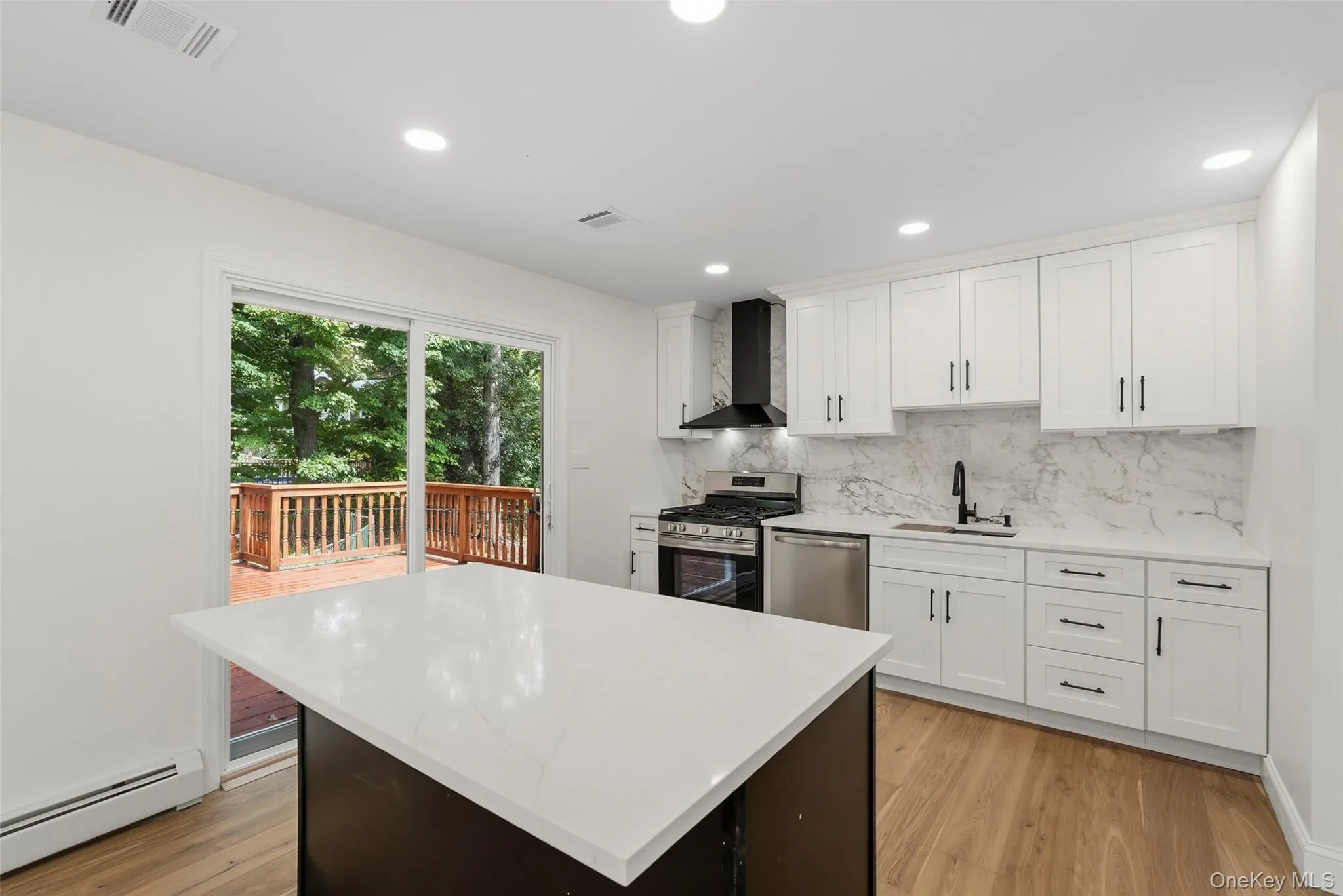 2 Deborah Lane, Clarkstown, NY, 5 Bedrooms Bedrooms, 13 Rooms Rooms,3 BathroomsBathrooms,Residential,For Rent,Deborah,0,1046956 2 Deborah Lane, Clarkstown, NY, 5 Bedrooms Bedrooms, 13 Rooms Rooms,3 BathroomsBathrooms,Residential,For Rent,Deborah,0,1046956