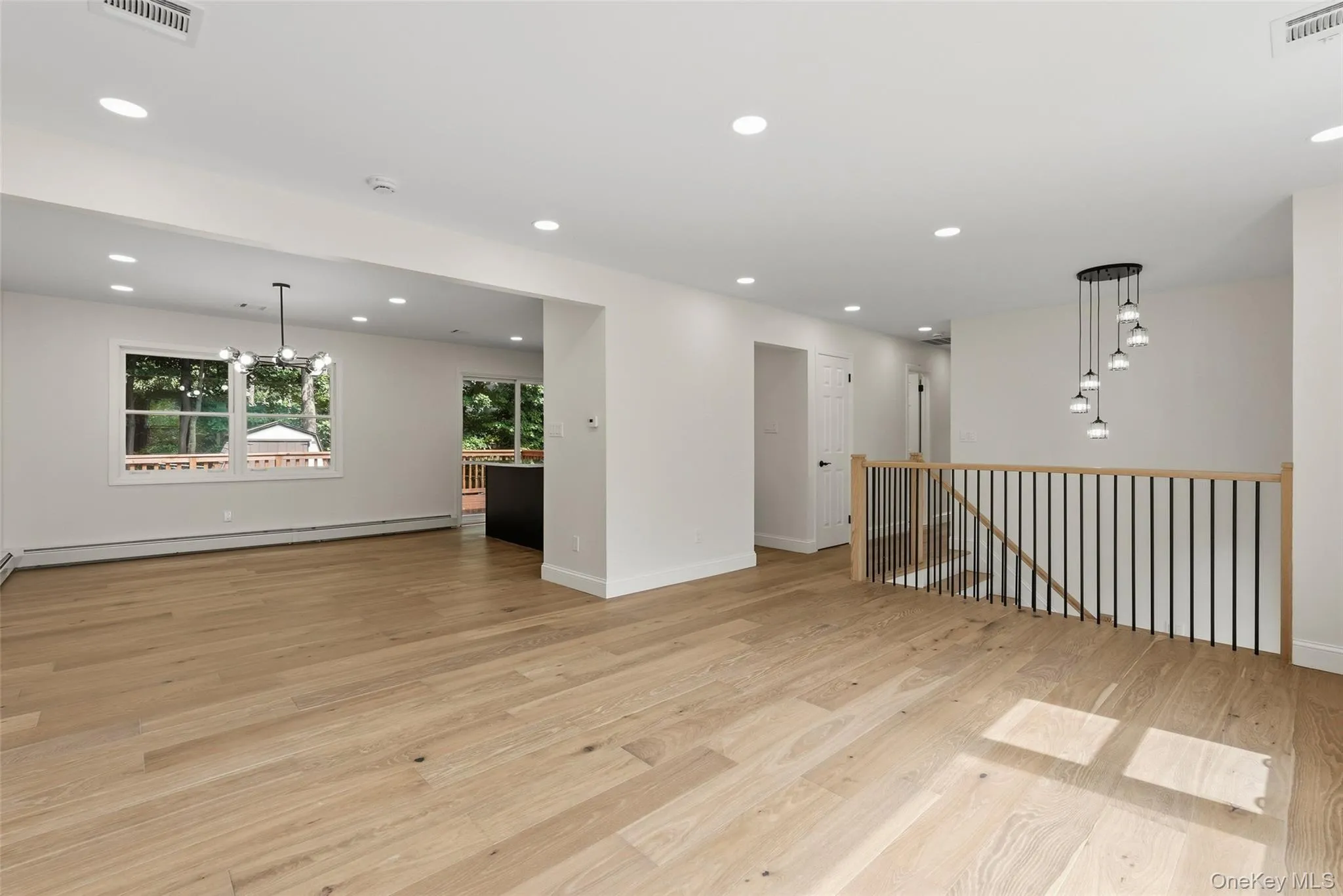 2 Deborah Lane, Clarkstown, NY, 5 Bedrooms Bedrooms, 13 Rooms Rooms,3 BathroomsBathrooms,Residential,For Rent,Deborah,0,1046956 2 Deborah Lane, Clarkstown, NY, 5 Bedrooms Bedrooms, 13 Rooms Rooms,3 BathroomsBathrooms,Residential,For Rent,Deborah,0,1046956