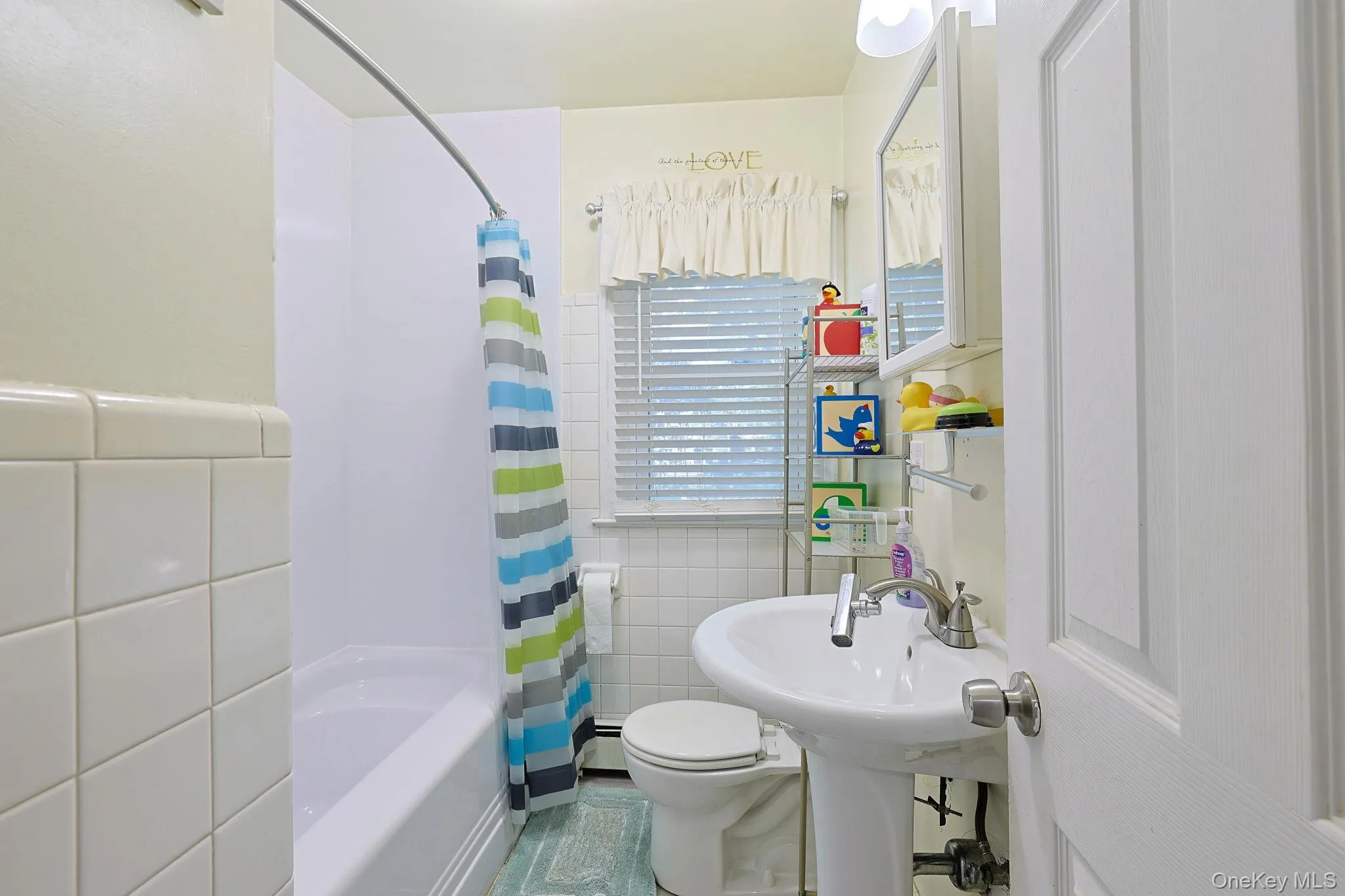 First floor bathroom. First floor bathroom.