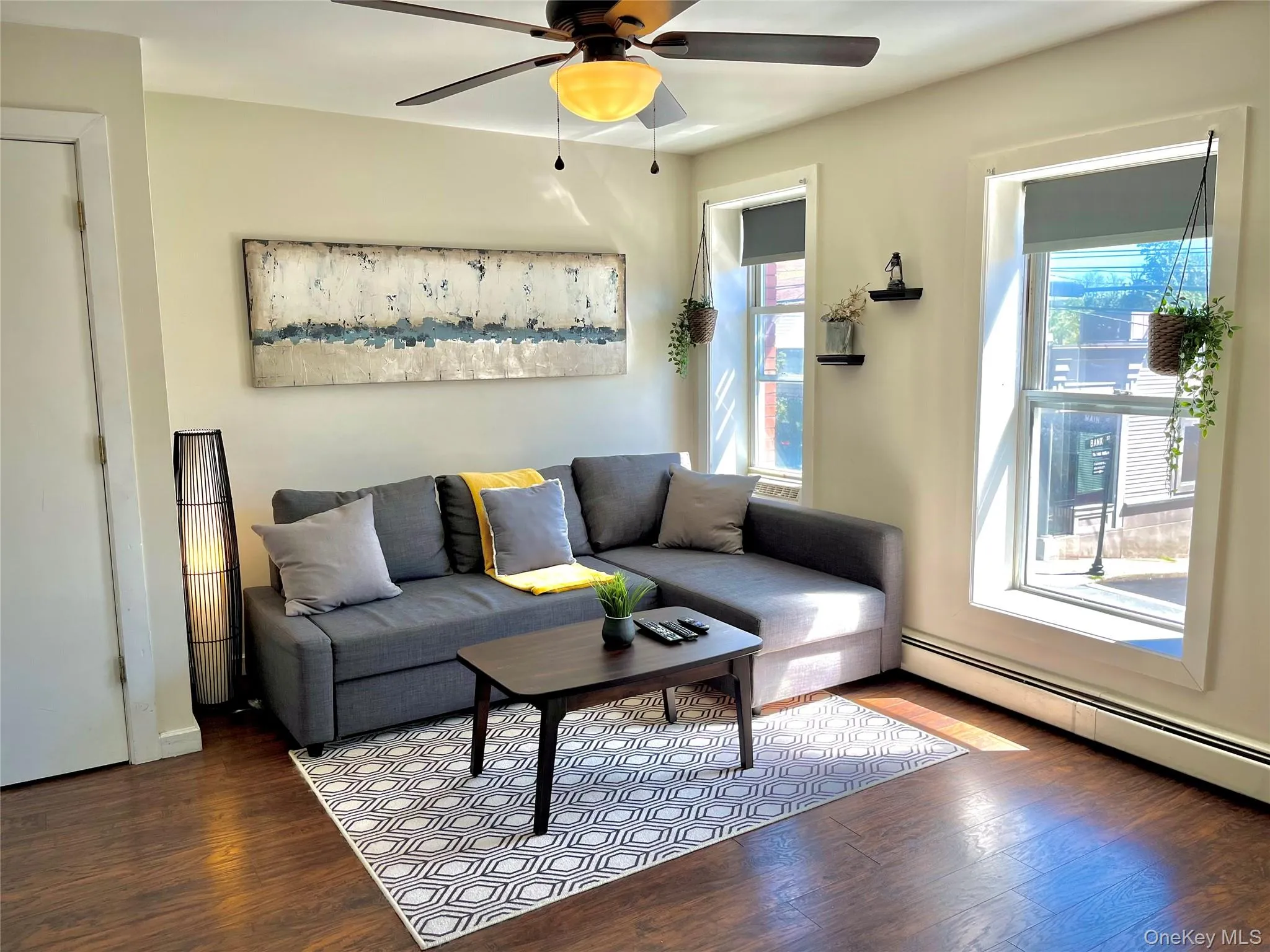29 Main Street, Warwick (town), NY, 1 Bedroom Bedrooms, 4 Rooms Rooms,1 BathroomBathrooms,Residential Lease,For Rent,Main,0,1046958 29 Main Street, Warwick (town), NY, 1 Bedroom Bedrooms, 4 Rooms Rooms,1 BathroomBathrooms,Residential Lease,For Rent,Main,0,1046958