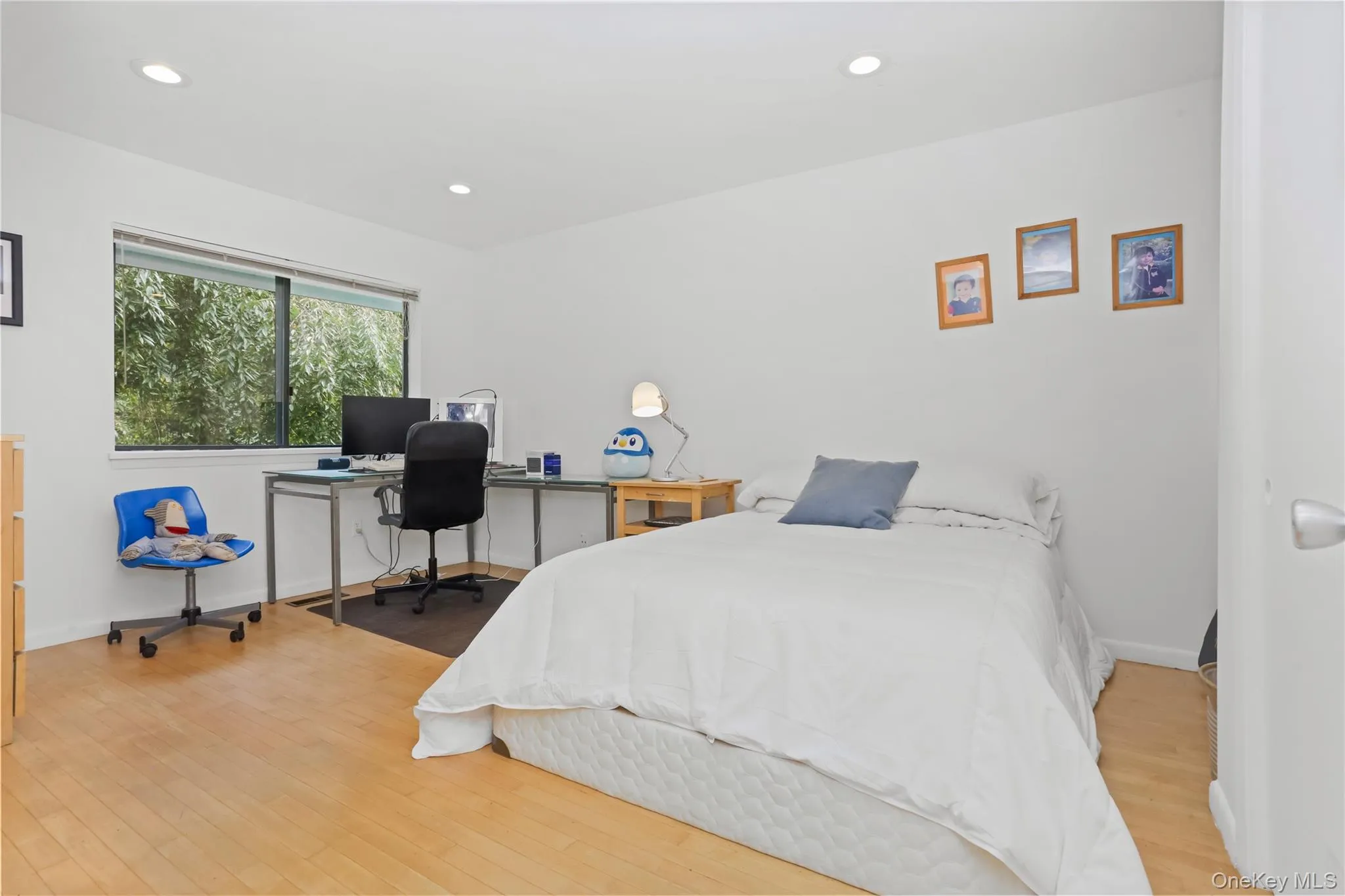 10 Deborah Lane, Mount Pleasant, NY, 3 Bedrooms Bedrooms, 8 Rooms Rooms,3 BathroomsBathrooms,Residential,For Rent,Deborah,0,1046960 10 Deborah Lane, Mount Pleasant, NY, 3 Bedrooms Bedrooms, 8 Rooms Rooms,3 BathroomsBathrooms,Residential,For Rent,Deborah,0,1046960