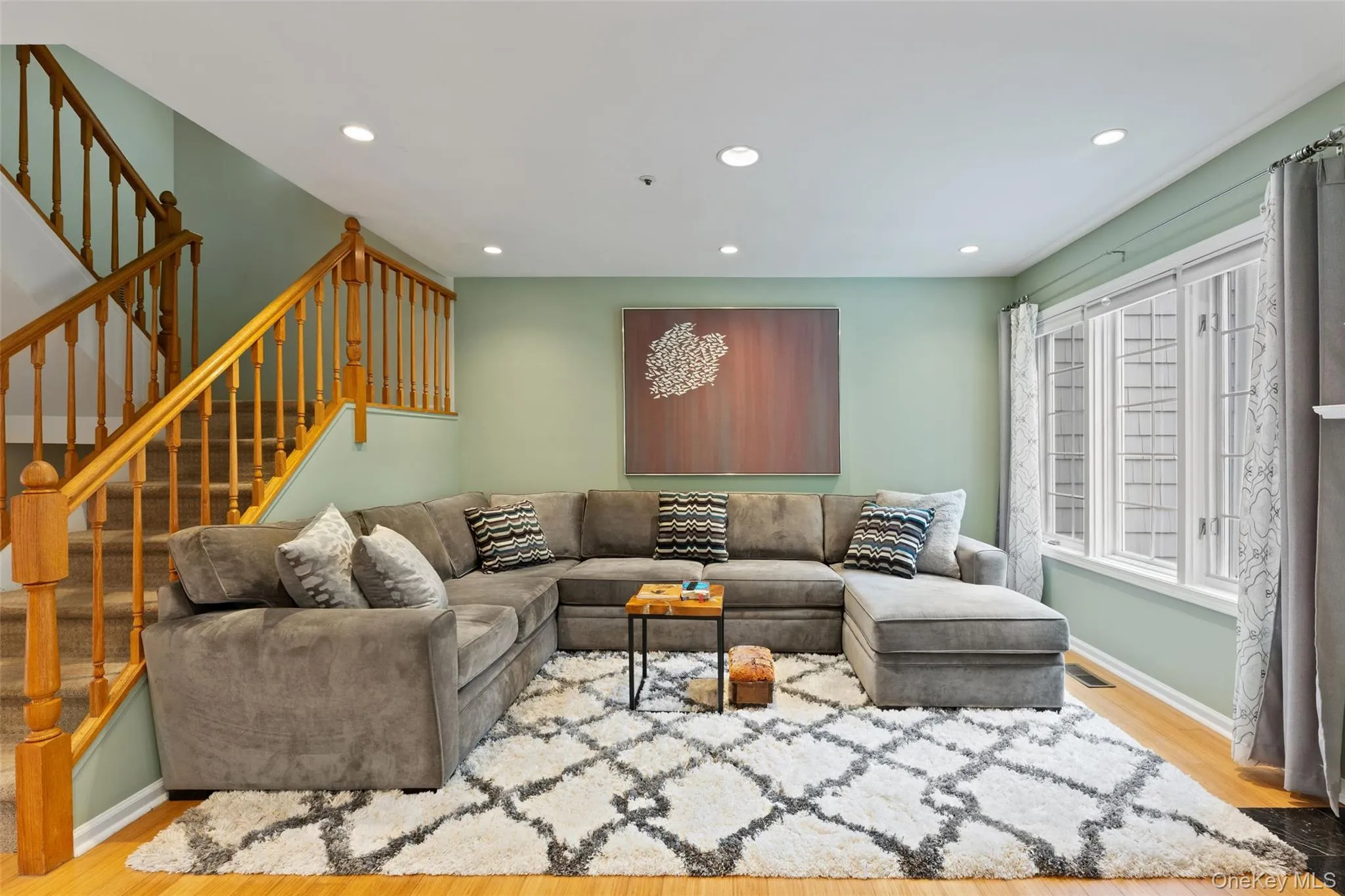 22 Berrybush Lane, Greenburgh, NY, 2 Bedrooms Bedrooms, 5 Rooms Rooms,3 BathroomsBathrooms,Residential,For Rent,Berrybush,0,1046963 22 Berrybush Lane, Greenburgh, NY, 2 Bedrooms Bedrooms, 5 Rooms Rooms,3 BathroomsBathrooms,Residential,For Rent,Berrybush,0,1046963