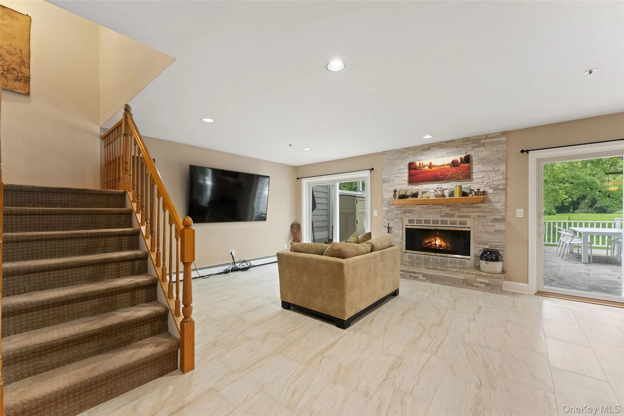 22 Berrybush Lane, Greenburgh, NY, 2 Bedrooms Bedrooms, 5 Rooms Rooms,3 BathroomsBathrooms,Residential,For Rent,Berrybush,0,1046963 22 Berrybush Lane, Greenburgh, NY, 2 Bedrooms Bedrooms, 5 Rooms Rooms,3 BathroomsBathrooms,Residential,For Rent,Berrybush,0,1046963