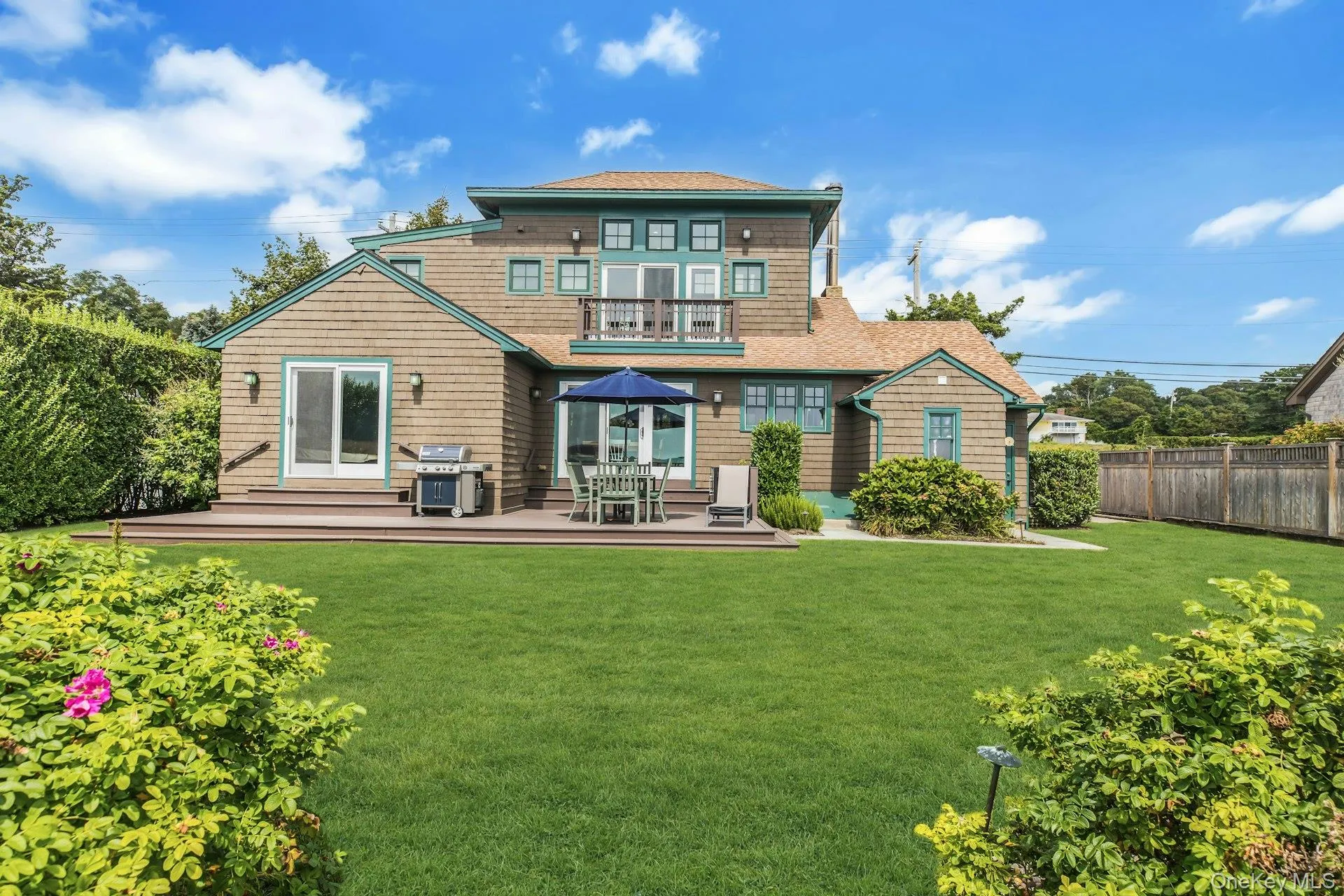 310 Montauk Highway, Southampton, NY, 3 Bedrooms Bedrooms, 6 Rooms Rooms,2 BathroomsBathrooms,Residential Lease,For Rent,Montauk,0,1046967 310 Montauk Highway, Southampton, NY, 3 Bedrooms Bedrooms, 6 Rooms Rooms,2 BathroomsBathrooms,Residential Lease,For Rent,Montauk,0,1046967