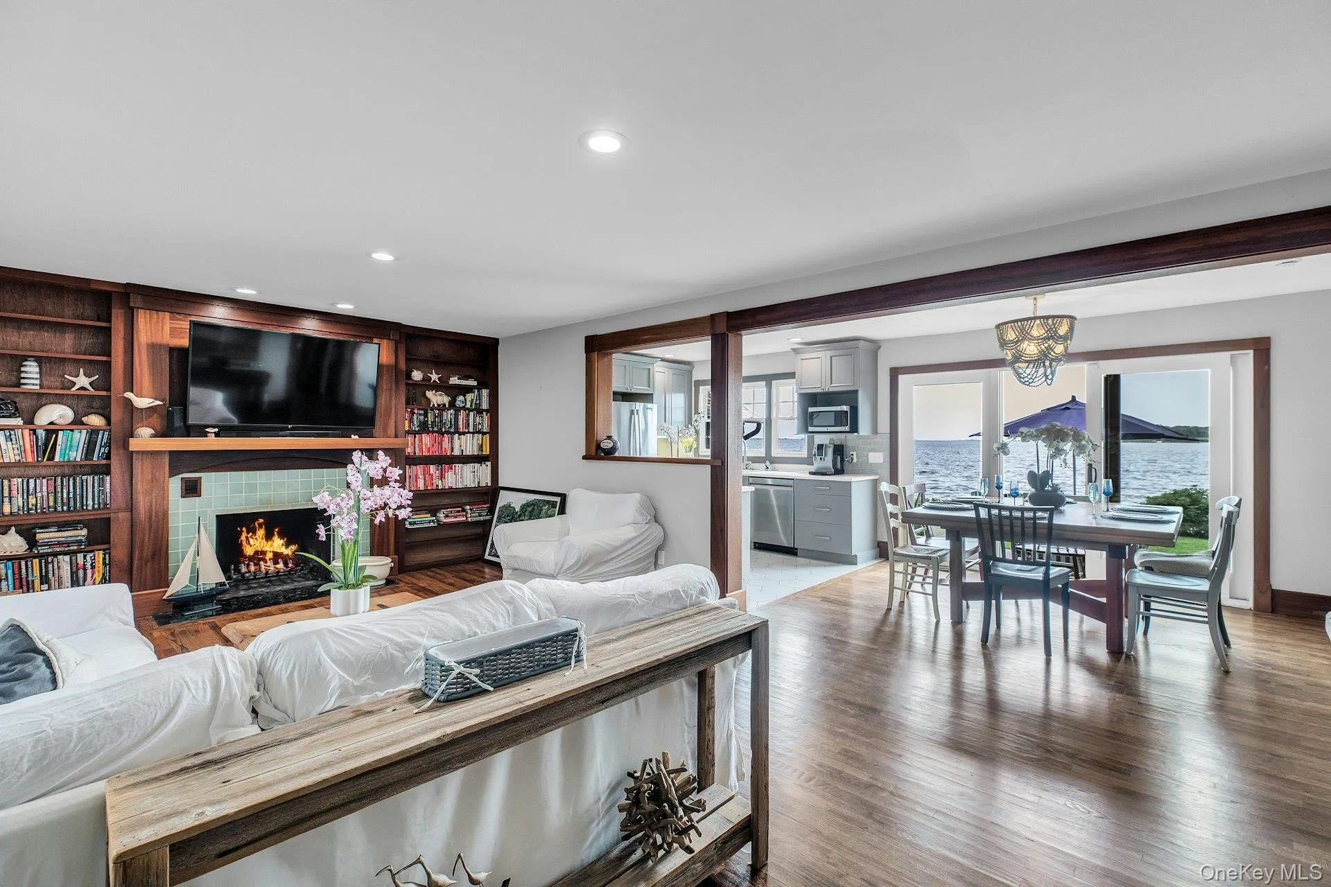 310 Montauk Highway, Southampton, NY, 3 Bedrooms Bedrooms, 6 Rooms Rooms,2 BathroomsBathrooms,Residential Lease,For Rent,Montauk,0,1046967 310 Montauk Highway, Southampton, NY, 3 Bedrooms Bedrooms, 6 Rooms Rooms,2 BathroomsBathrooms,Residential Lease,For Rent,Montauk,0,1046967