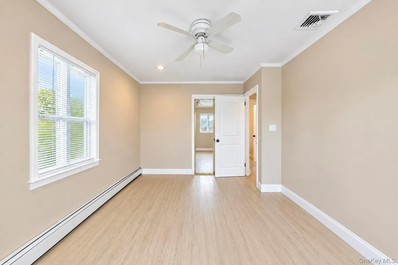 2020 Valentines Road, Oyster Bay, NY, 5 Bedrooms Bedrooms, 8 Rooms Rooms,3 BathroomsBathrooms,Residential,For Rent,Valentines,0,1046968 2020 Valentines Road, Oyster Bay, NY, 5 Bedrooms Bedrooms, 8 Rooms Rooms,3 BathroomsBathrooms,Residential,For Rent,Valentines,0,1046968