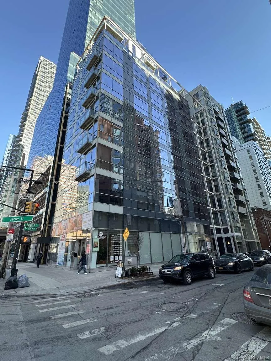 26-26 Jackson Avenue, New York, NY, 1 Bedroom Bedrooms, 4 Rooms Rooms,1 BathroomBathrooms,Residential Lease,For Rent,Jackson,0,1046969 26-26 Jackson Avenue, New York, NY, 1 Bedroom Bedrooms, 4 Rooms Rooms,1 BathroomBathrooms,Residential Lease,For Rent,Jackson,0,1046969