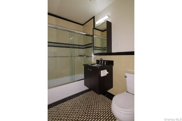118 Carleton Avenue, Islip, NY, 1 Bedroom Bedrooms, 4 Room Rooms,1 BathroomBathrooms,Residential Lease,For Rent,Carleton,0,1046975 118 Carleton Avenue, Islip, NY, 1 Bedroom Bedrooms, 4 Room Rooms,1 BathroomBathrooms,Residential Lease,For Rent,Carleton,0,1046975