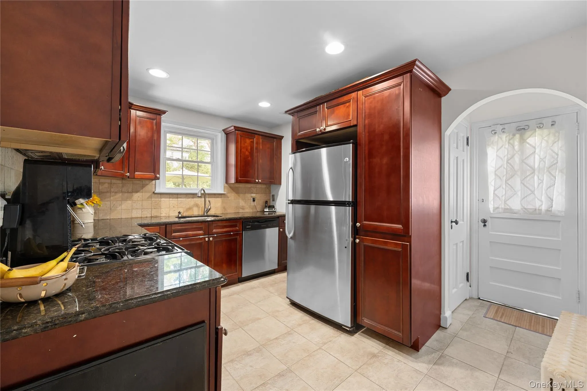 33 Ogden Avenue, North Hempstead, NY, 3 Bedrooms Bedrooms, 8 Rooms Rooms,2 BathroomsBathrooms,Residential,For Rent,Ogden,0,1046977 33 Ogden Avenue, North Hempstead, NY, 3 Bedrooms Bedrooms, 8 Rooms Rooms,2 BathroomsBathrooms,Residential,For Rent,Ogden,0,1046977