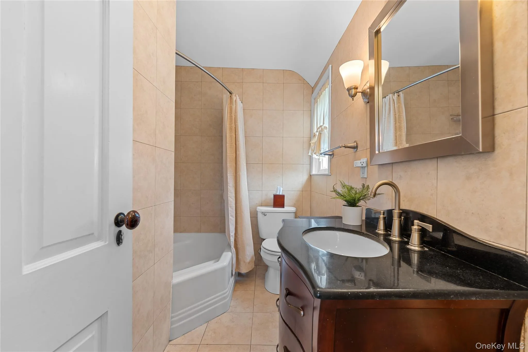33 Ogden Avenue, North Hempstead, NY, 3 Bedrooms Bedrooms, 8 Rooms Rooms,2 BathroomsBathrooms,Residential,For Rent,Ogden,0,1046977 33 Ogden Avenue, North Hempstead, NY, 3 Bedrooms Bedrooms, 8 Rooms Rooms,2 BathroomsBathrooms,Residential,For Rent,Ogden,0,1046977