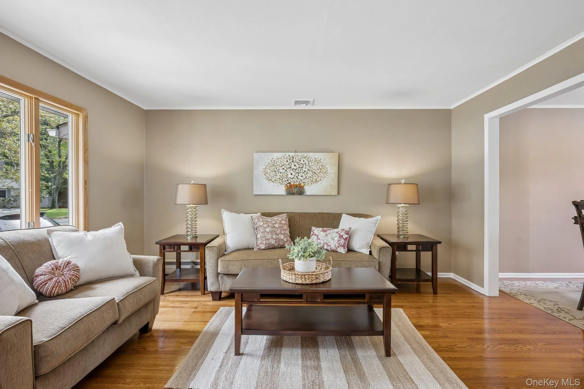 18 Gunther Drive, Huntington, NY, 4 Bedrooms Bedrooms, 8 Rooms Rooms,2 BathroomsBathrooms,Residential,For Rent,Gunther,0,1046983 18 Gunther Drive, Huntington, NY, 4 Bedrooms Bedrooms, 8 Rooms Rooms,2 BathroomsBathrooms,Residential,For Rent,Gunther,0,1046983
