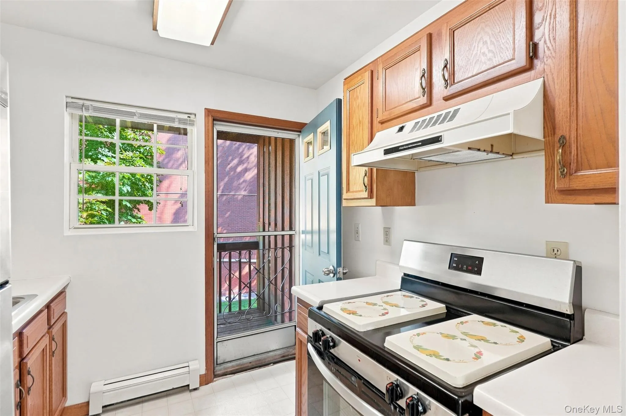 19 Huguenot Street, New Paltz, NY, 1 Bedroom Bedrooms, 5 Rooms Rooms,1 BathroomBathrooms,Residential,For Rent,Huguenot,0,1046986 19 Huguenot Street, New Paltz, NY, 1 Bedroom Bedrooms, 5 Rooms Rooms,1 BathroomBathrooms,Residential,For Rent,Huguenot,0,1046986