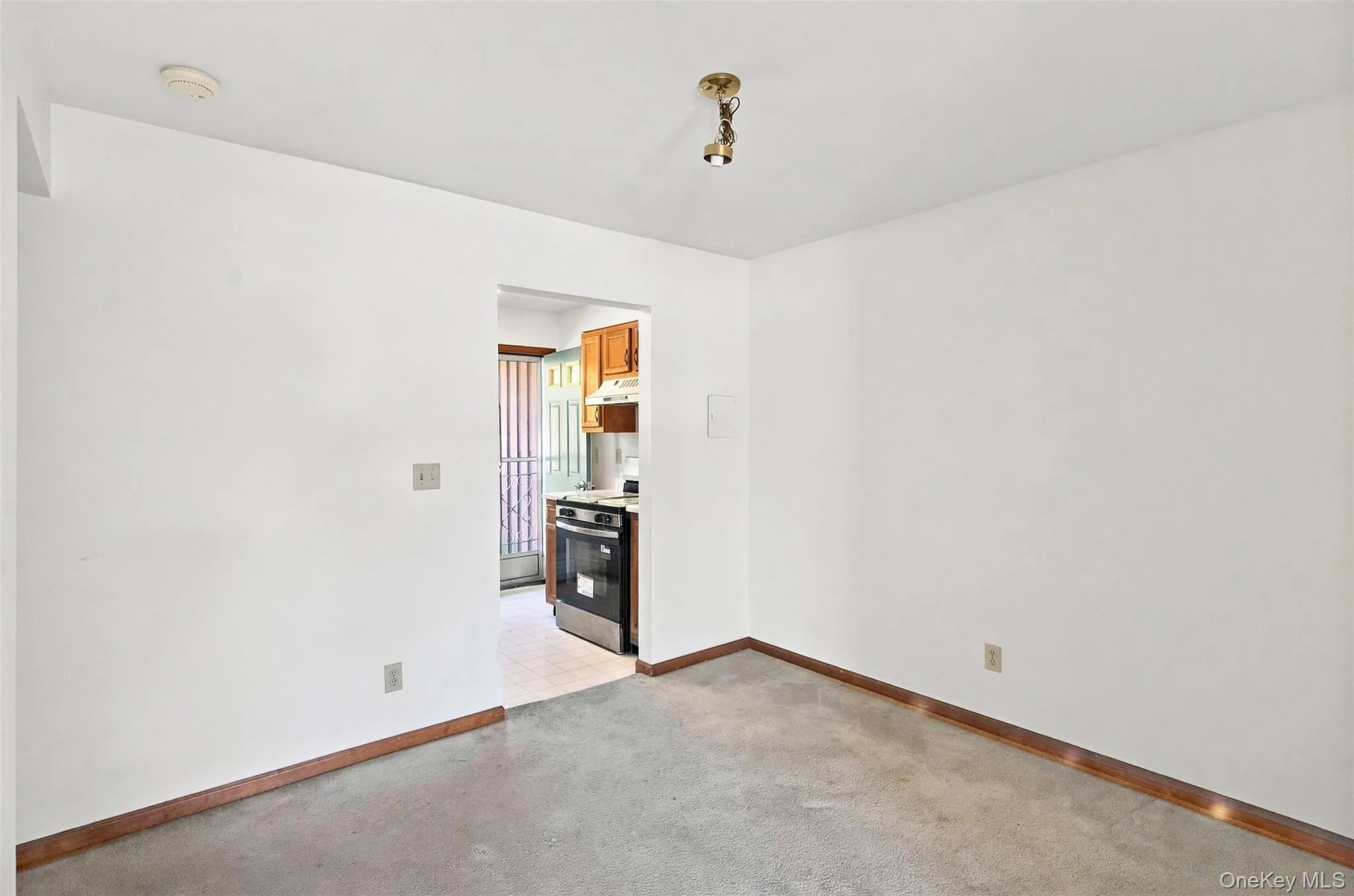 19 Huguenot Street, New Paltz, NY, 1 Bedroom Bedrooms, 5 Rooms Rooms,1 BathroomBathrooms,Residential,For Rent,Huguenot,0,1046986 19 Huguenot Street, New Paltz, NY, 1 Bedroom Bedrooms, 5 Rooms Rooms,1 BathroomBathrooms,Residential,For Rent,Huguenot,0,1046986