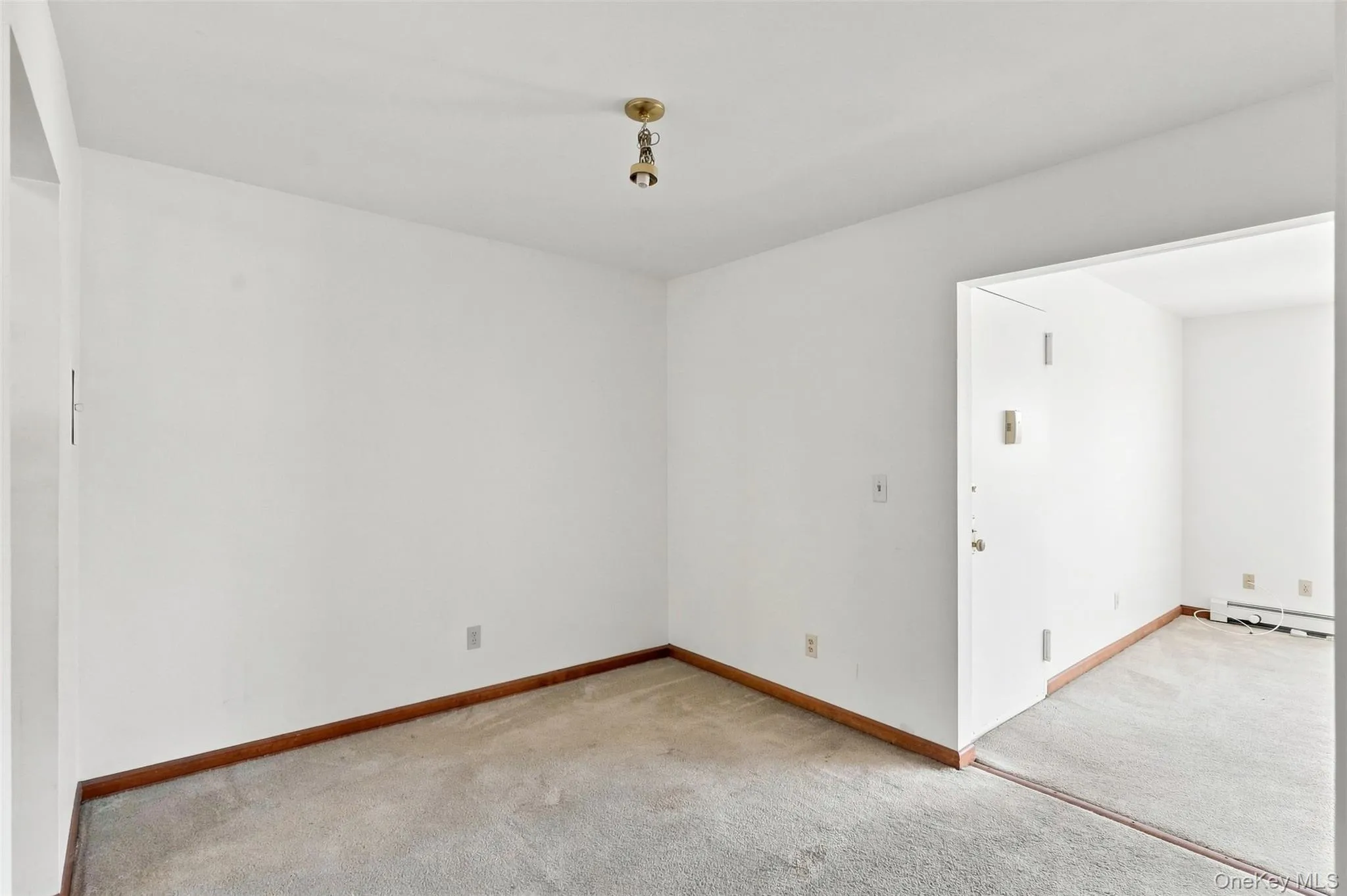 19 Huguenot Street, New Paltz, NY, 1 Bedroom Bedrooms, 5 Rooms Rooms,1 BathroomBathrooms,Residential,For Rent,Huguenot,0,1046986 19 Huguenot Street, New Paltz, NY, 1 Bedroom Bedrooms, 5 Rooms Rooms,1 BathroomBathrooms,Residential,For Rent,Huguenot,0,1046986