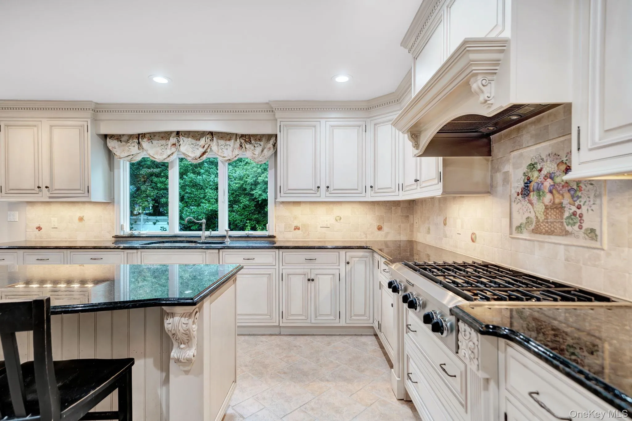3529 Stratford Road, Hempstead, NY, 6 Bedrooms Bedrooms, 11 Rooms Rooms,3 BathroomsBathrooms,Residential,For Rent,Stratford,0,1046987 3529 Stratford Road, Hempstead, NY, 6 Bedrooms Bedrooms, 11 Rooms Rooms,3 BathroomsBathrooms,Residential,For Rent,Stratford,0,1046987