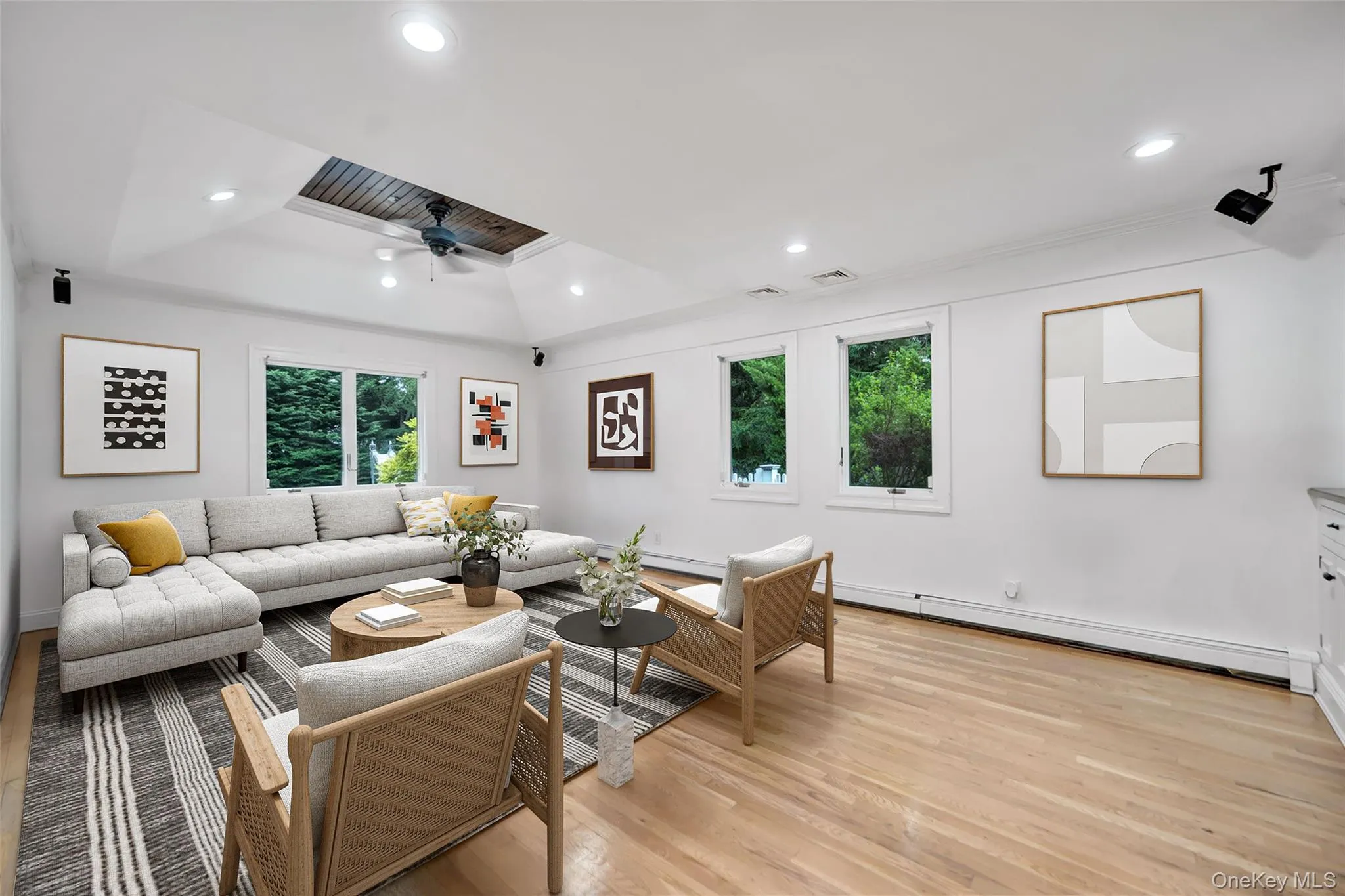 3529 Stratford Road, Hempstead, NY, 6 Bedrooms Bedrooms, 11 Rooms Rooms,3 BathroomsBathrooms,Residential,For Rent,Stratford,0,1046987 3529 Stratford Road, Hempstead, NY, 6 Bedrooms Bedrooms, 11 Rooms Rooms,3 BathroomsBathrooms,Residential,For Rent,Stratford,0,1046987