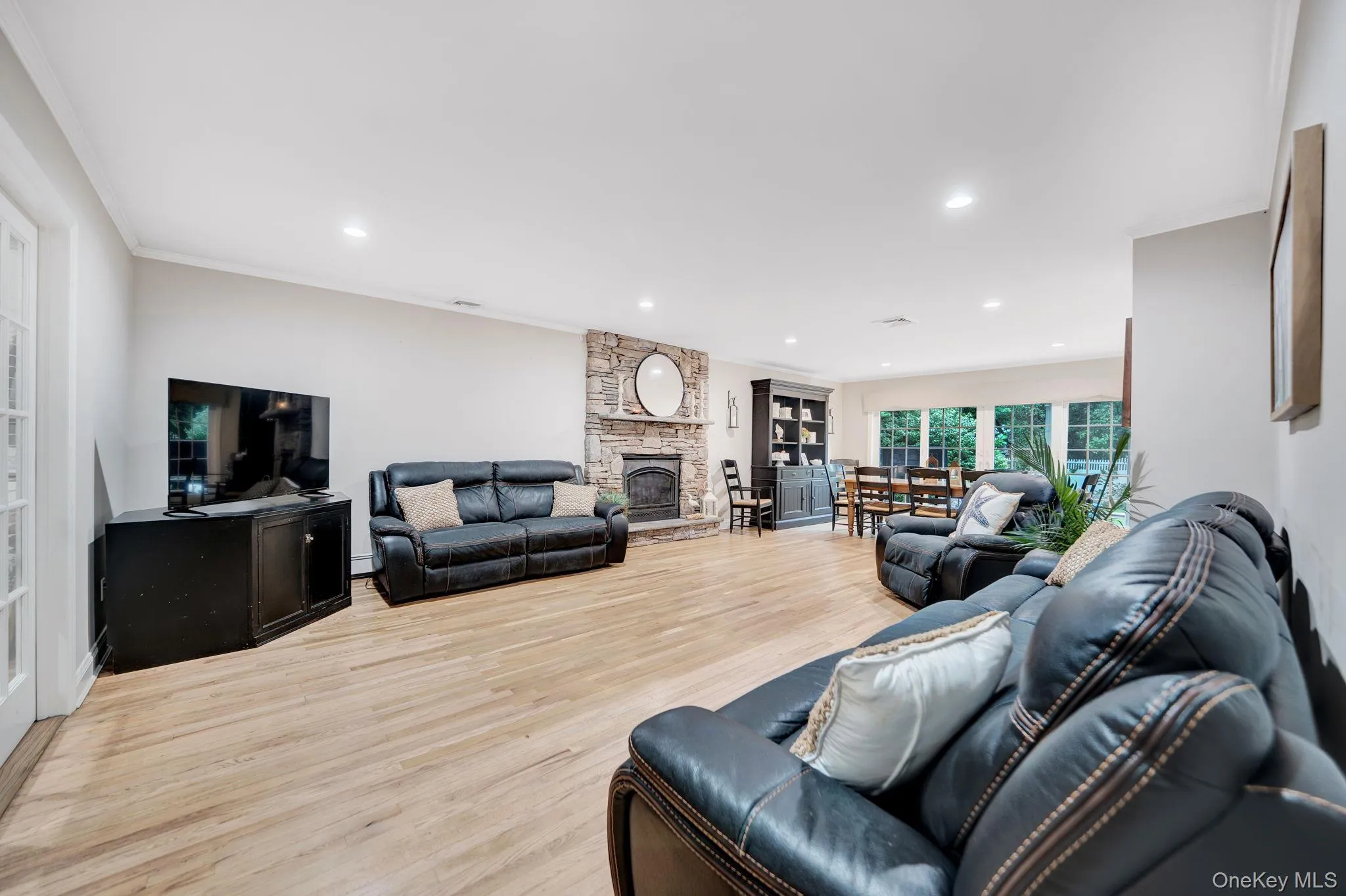 3529 Stratford Road, Hempstead, NY, 6 Bedrooms Bedrooms, 11 Rooms Rooms,3 BathroomsBathrooms,Residential,For Rent,Stratford,0,1046987 3529 Stratford Road, Hempstead, NY, 6 Bedrooms Bedrooms, 11 Rooms Rooms,3 BathroomsBathrooms,Residential,For Rent,Stratford,0,1046987