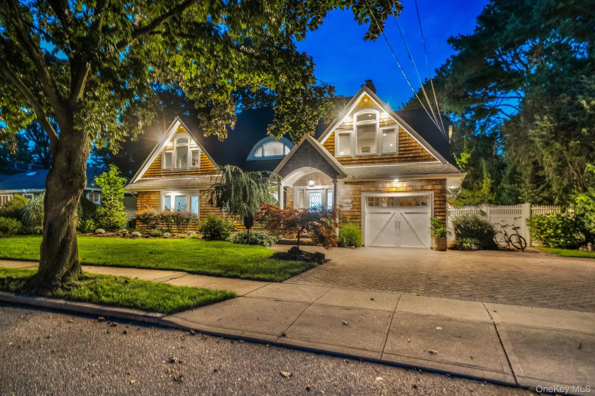 3529 Stratford Road, Hempstead, NY, 6 Bedrooms Bedrooms, 11 Rooms Rooms,3 BathroomsBathrooms,Residential,For Rent,Stratford,0,1046987 3529 Stratford Road, Hempstead, NY, 6 Bedrooms Bedrooms, 11 Rooms Rooms,3 BathroomsBathrooms,Residential,For Rent,Stratford,0,1046987