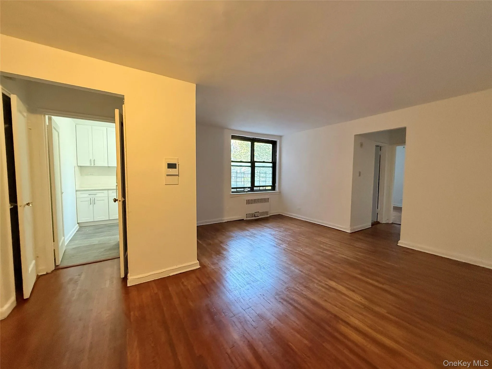 11250 Northern Boulevard, New York, NY, 1 Bedroom Bedrooms, 4 Rooms Rooms,1 BathroomBathrooms,Residential,For Rent,Northern,0,1046989 11250 Northern Boulevard, New York, NY, 1 Bedroom Bedrooms, 4 Rooms Rooms,1 BathroomBathrooms,Residential,For Rent,Northern,0,1046989