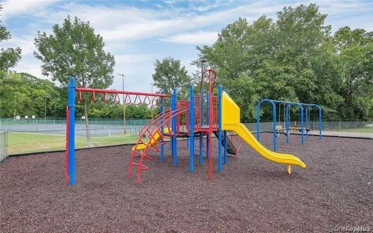 3211 Whispering Hills, Chester Town, NY, 3 Bedrooms Bedrooms, 9 Rooms Rooms,2 BathroomsBathrooms,Residential,For Rent,Whispering,0,1046996 3211 Whispering Hills, Chester Town, NY, 3 Bedrooms Bedrooms, 9 Rooms Rooms,2 BathroomsBathrooms,Residential,For Rent,Whispering,0,1046996