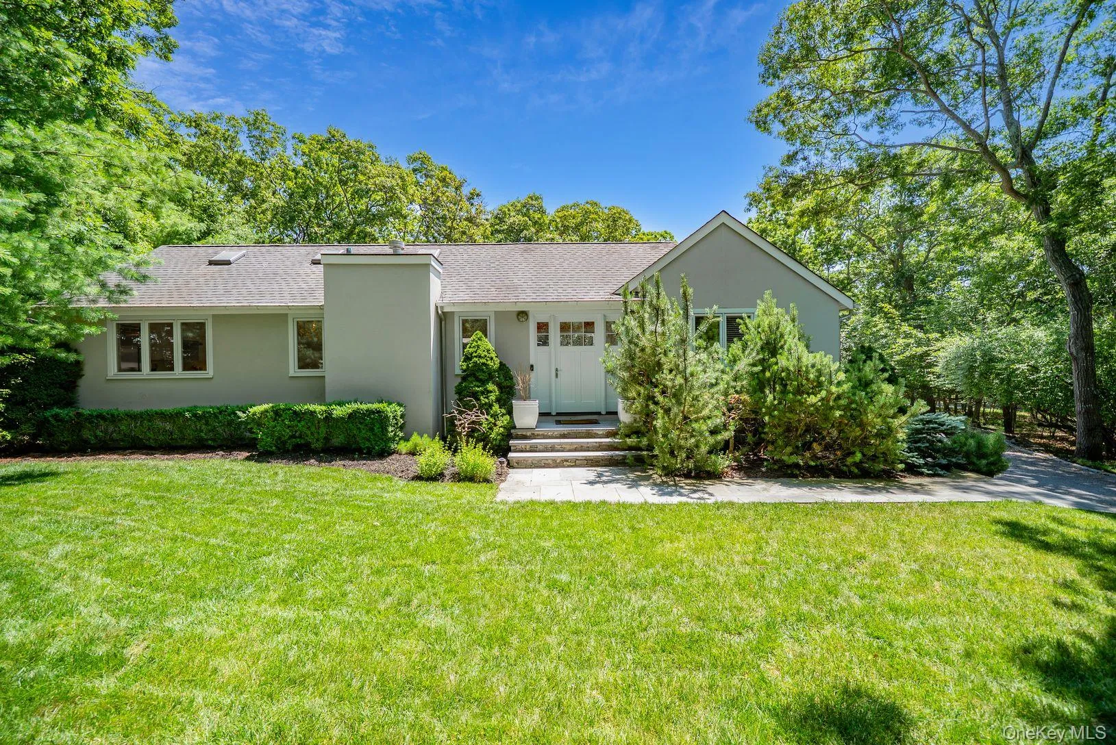 5 Rowman Court, East Hampton, NY, 3 Bedrooms Bedrooms, 10 Rooms Rooms,2 BathroomsBathrooms,Residential,For Rent,Rowman,0,1047001 5 Rowman Court, East Hampton, NY, 3 Bedrooms Bedrooms, 10 Rooms Rooms,2 BathroomsBathrooms,Residential,For Rent,Rowman,0,1047001