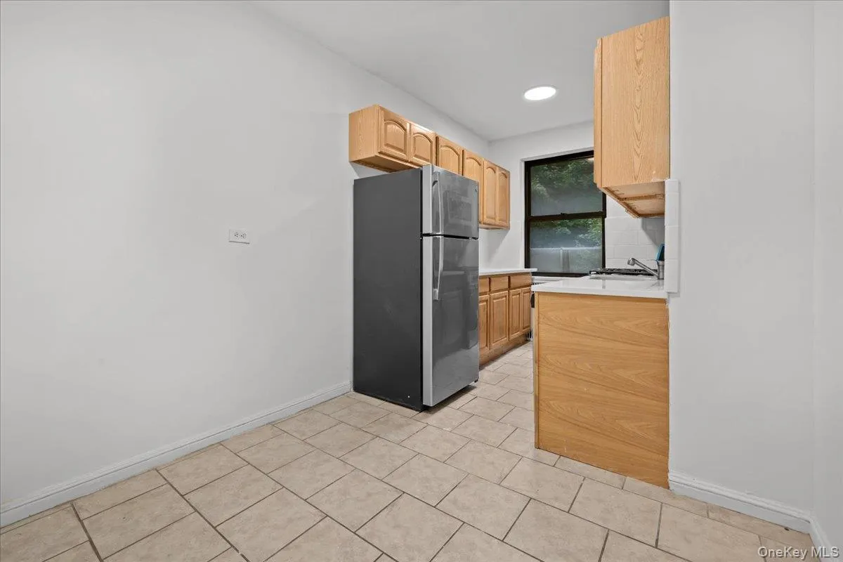 3017 Riverdale Avenue, New York, NY, 1 Bedroom Bedrooms, 4 Rooms Rooms,1 BathroomBathrooms,Residential,For Rent,Riverdale,0,1047006 3017 Riverdale Avenue, New York, NY, 1 Bedroom Bedrooms, 4 Rooms Rooms,1 BathroomBathrooms,Residential,For Rent,Riverdale,0,1047006