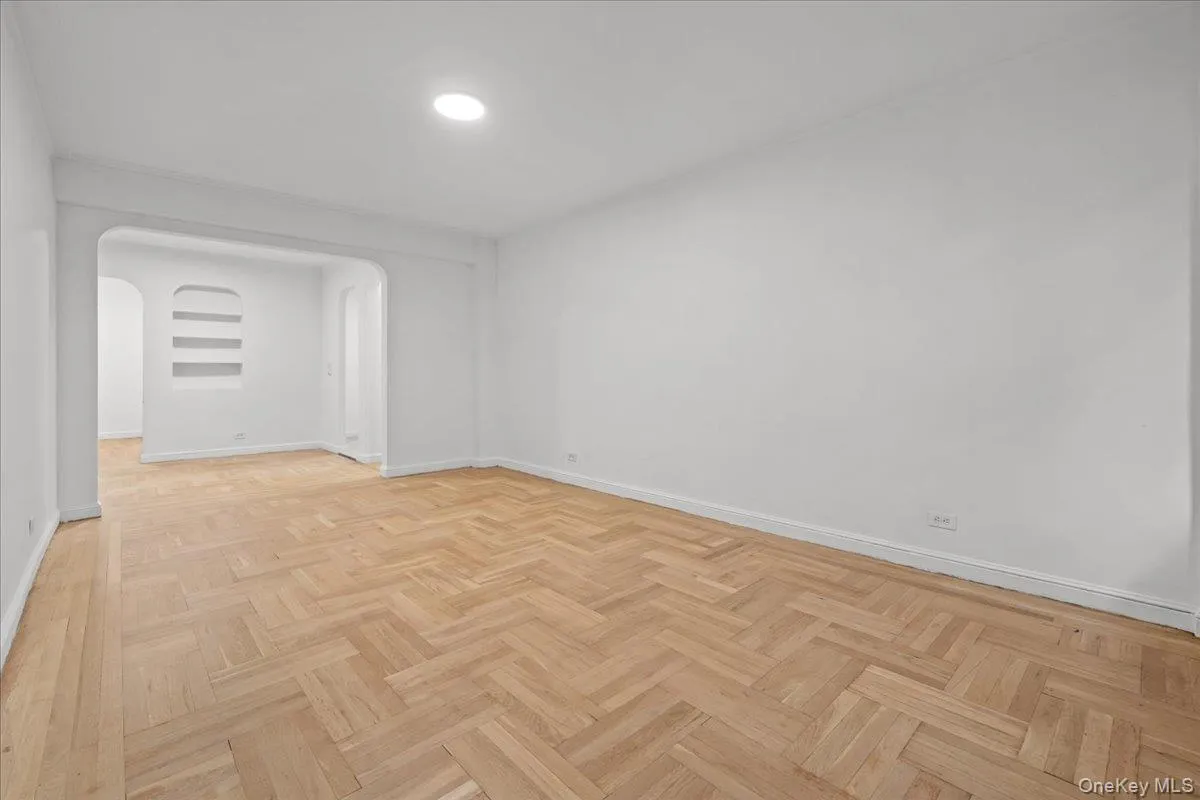 3017 Riverdale Avenue, New York, NY, 1 Bedroom Bedrooms, 4 Rooms Rooms,1 BathroomBathrooms,Residential,For Rent,Riverdale,0,1047006 3017 Riverdale Avenue, New York, NY, 1 Bedroom Bedrooms, 4 Rooms Rooms,1 BathroomBathrooms,Residential,For Rent,Riverdale,0,1047006