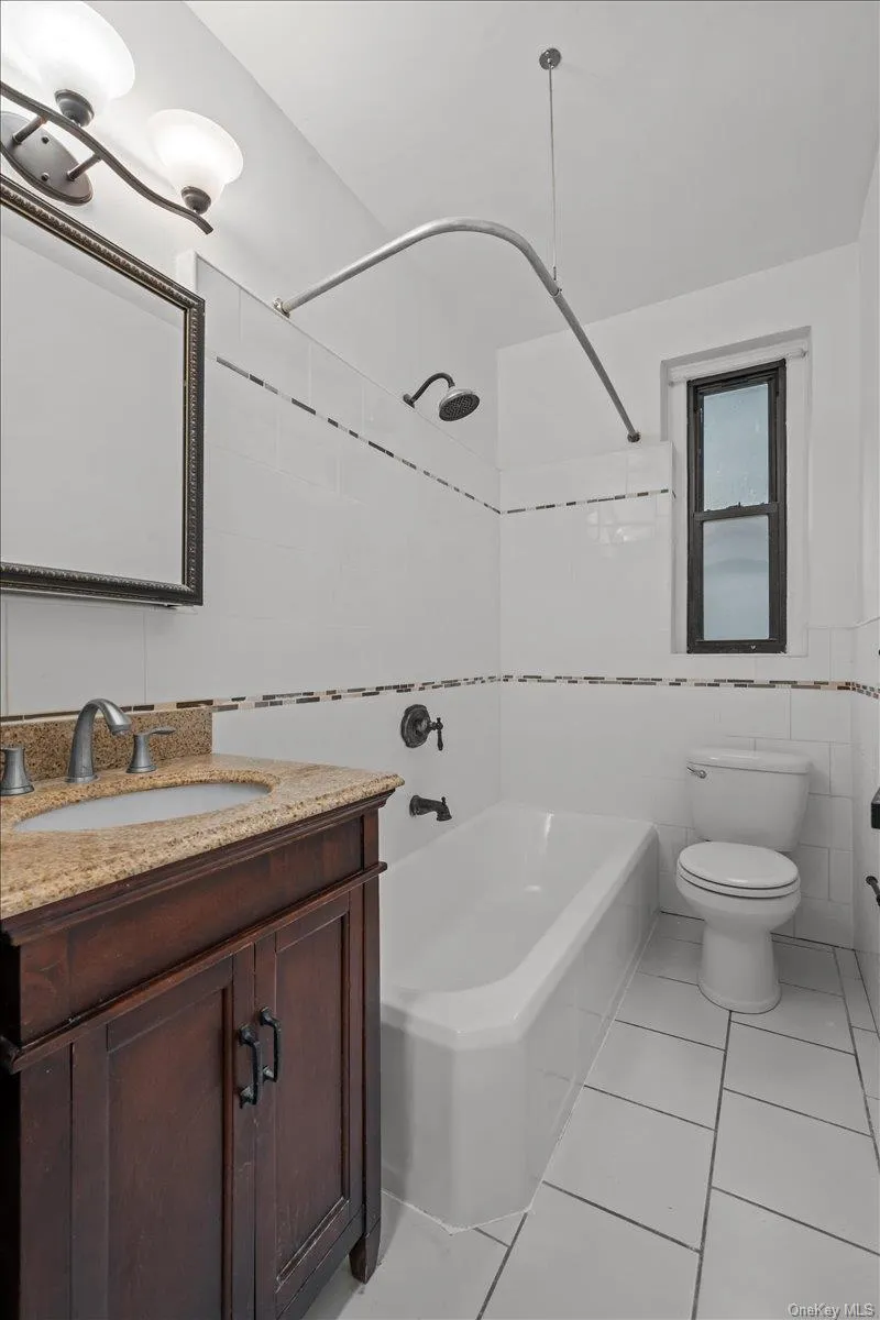 3017 Riverdale Avenue, New York, NY, 1 Bedroom Bedrooms, 4 Rooms Rooms,1 BathroomBathrooms,Residential,For Rent,Riverdale,0,1047006 3017 Riverdale Avenue, New York, NY, 1 Bedroom Bedrooms, 4 Rooms Rooms,1 BathroomBathrooms,Residential,For Rent,Riverdale,0,1047006