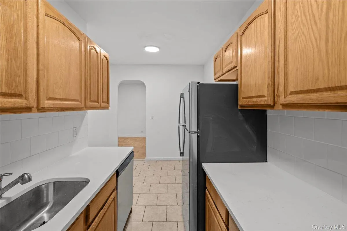 3017 Riverdale Avenue, New York, NY, 1 Bedroom Bedrooms, 4 Rooms Rooms,1 BathroomBathrooms,Residential,For Rent,Riverdale,0,1047006 3017 Riverdale Avenue, New York, NY, 1 Bedroom Bedrooms, 4 Rooms Rooms,1 BathroomBathrooms,Residential,For Rent,Riverdale,0,1047006