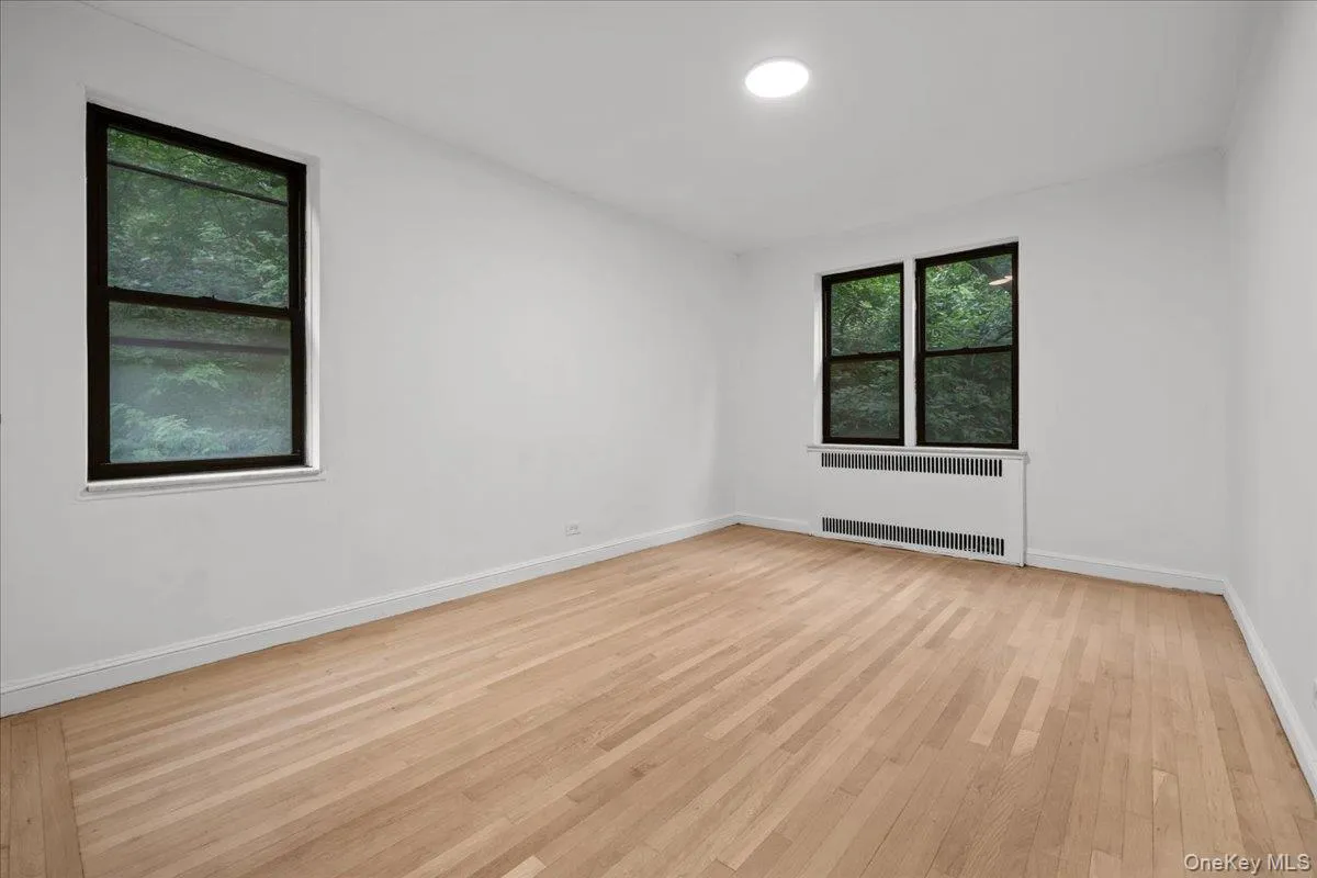 3017 Riverdale Avenue, New York, NY, 1 Bedroom Bedrooms, 4 Rooms Rooms,1 BathroomBathrooms,Residential,For Rent,Riverdale,0,1047006 3017 Riverdale Avenue, New York, NY, 1 Bedroom Bedrooms, 4 Rooms Rooms,1 BathroomBathrooms,Residential,For Rent,Riverdale,0,1047006