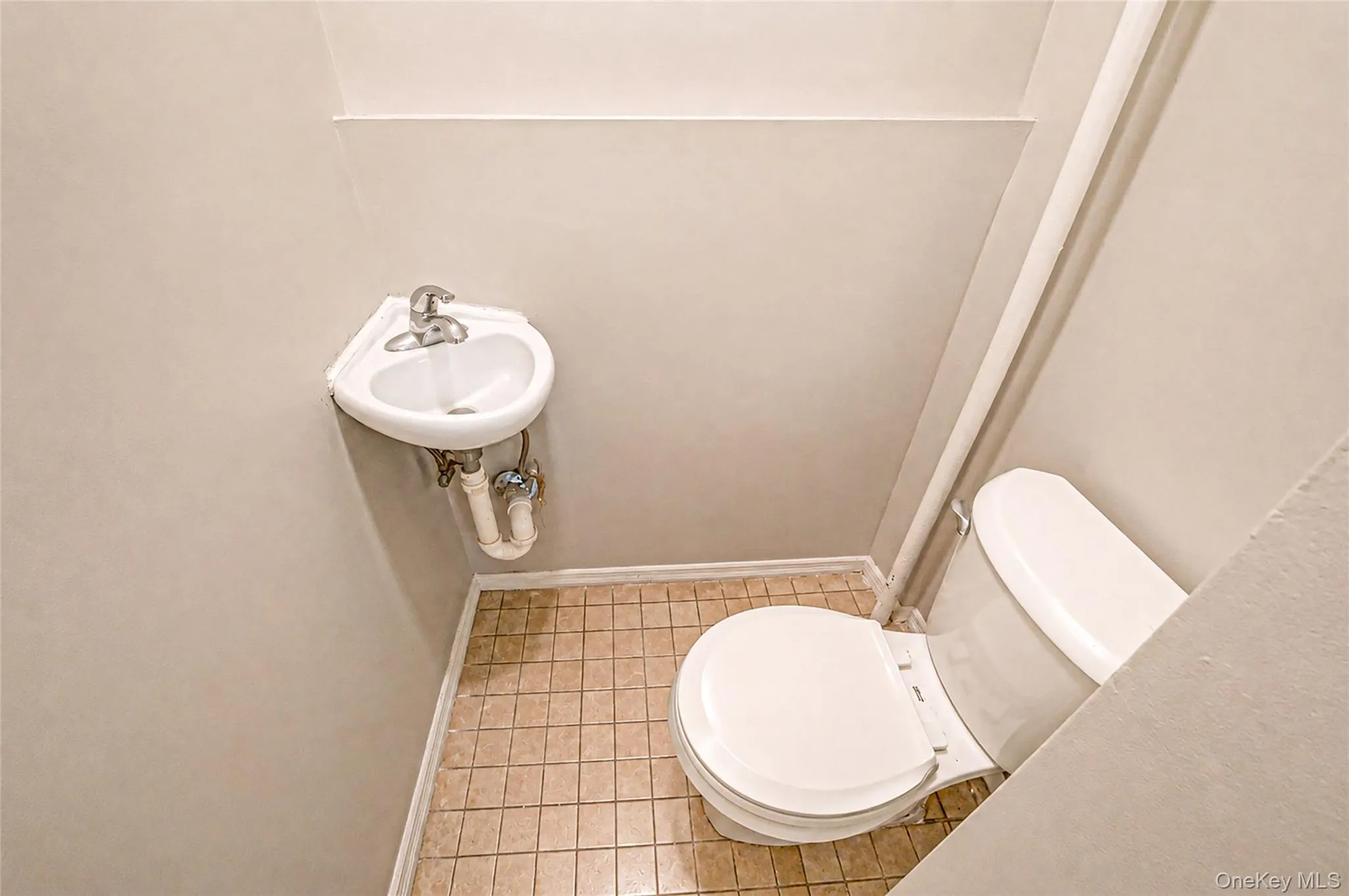22603 141st Avenue, New York, NY, 3 Bedrooms Bedrooms, 6 Rooms Rooms,2 BathroomsBathrooms,Residential,For Rent,141st,0,1047010 22603 141st Avenue, New York, NY, 3 Bedrooms Bedrooms, 6 Rooms Rooms,2 BathroomsBathrooms,Residential,For Rent,141st,0,1047010