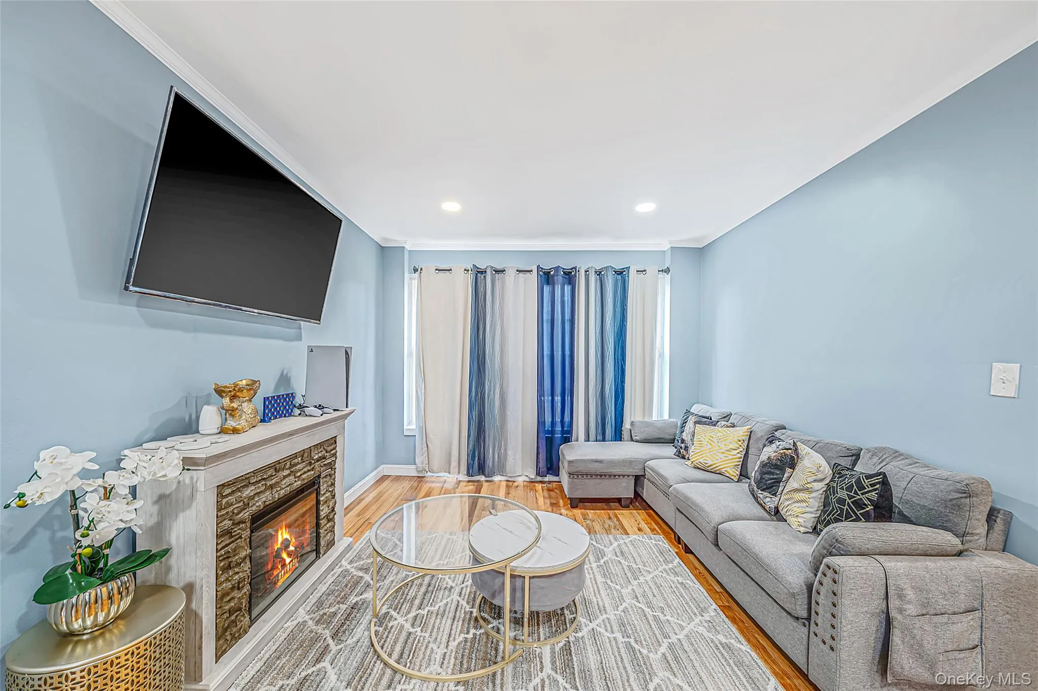 22603 141st Avenue, New York, NY, 3 Bedrooms Bedrooms, 6 Rooms Rooms,2 BathroomsBathrooms,Residential,For Rent,141st,0,1047010 22603 141st Avenue, New York, NY, 3 Bedrooms Bedrooms, 6 Rooms Rooms,2 BathroomsBathrooms,Residential,For Rent,141st,0,1047010