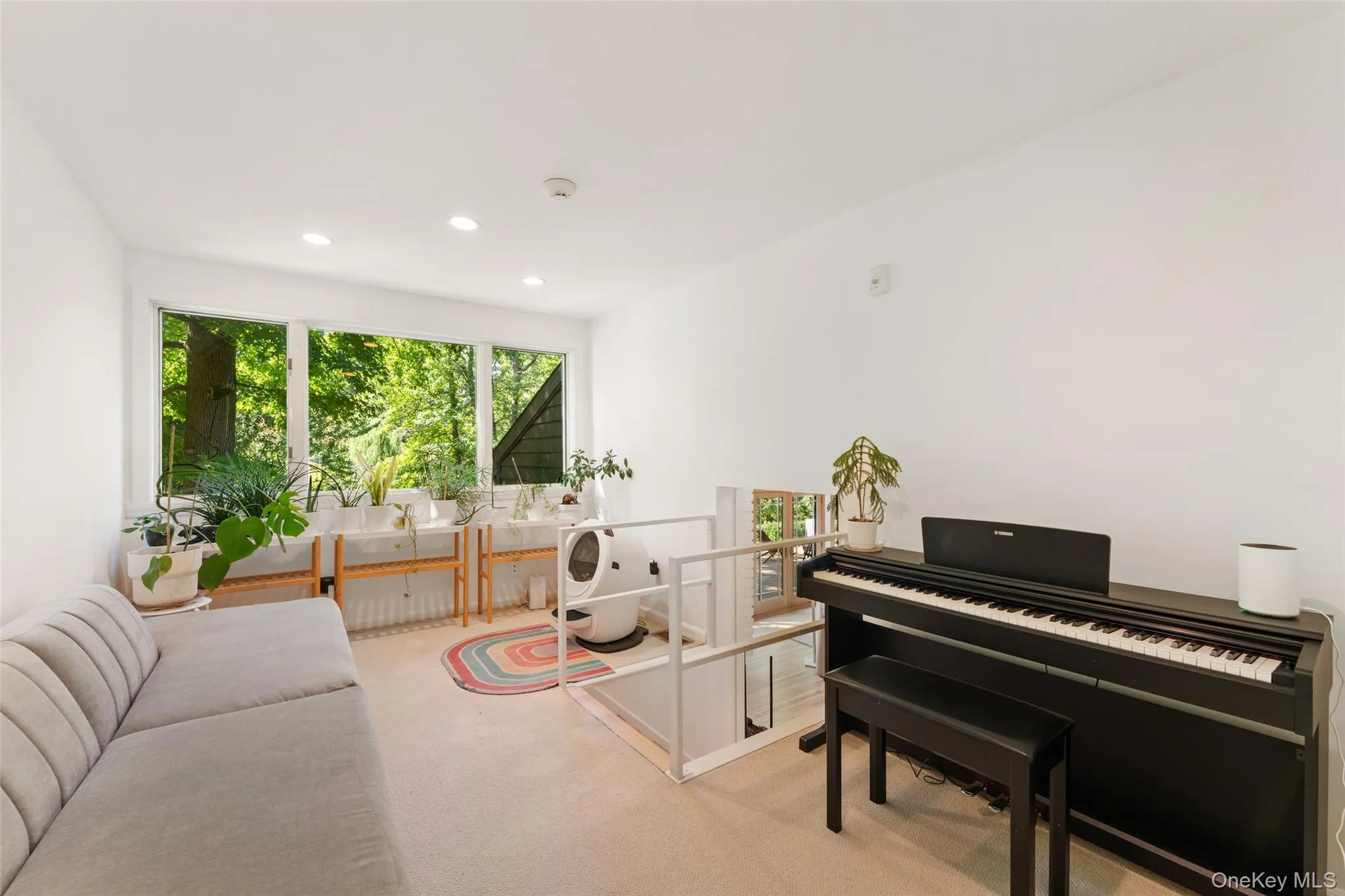 61 Stony Run, New Rochelle, NY, 5 Bedrooms Bedrooms, 9 Rooms Rooms,3 BathroomsBathrooms,Residential,For Rent,Stony,0,1047016 61 Stony Run, New Rochelle, NY, 5 Bedrooms Bedrooms, 9 Rooms Rooms,3 BathroomsBathrooms,Residential,For Rent,Stony,0,1047016