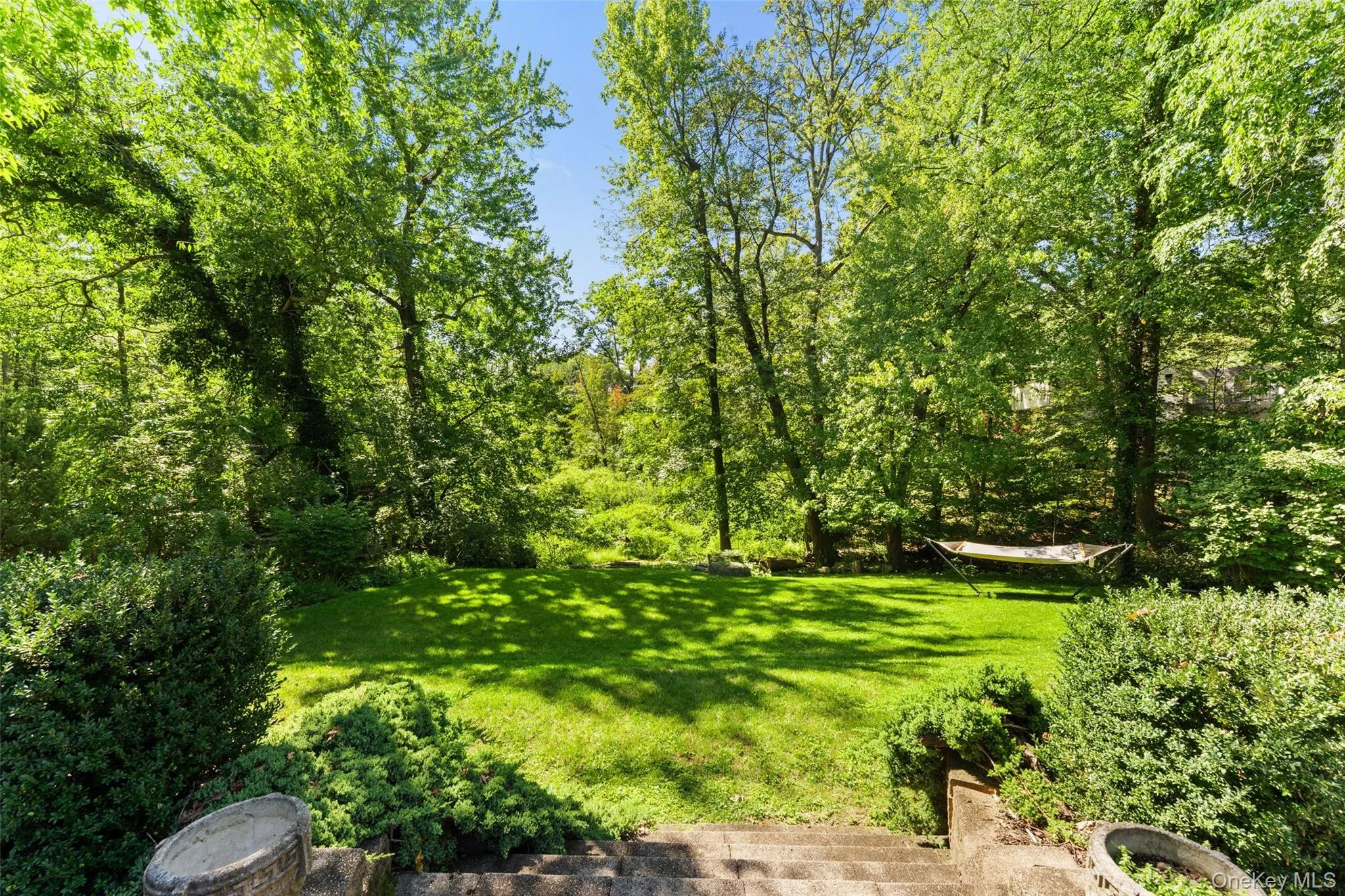 61 Stony Run, New Rochelle, NY, 5 Bedrooms Bedrooms, 9 Rooms Rooms,3 BathroomsBathrooms,Residential,For Rent,Stony,0,1047016 61 Stony Run, New Rochelle, NY, 5 Bedrooms Bedrooms, 9 Rooms Rooms,3 BathroomsBathrooms,Residential,For Rent,Stony,0,1047016