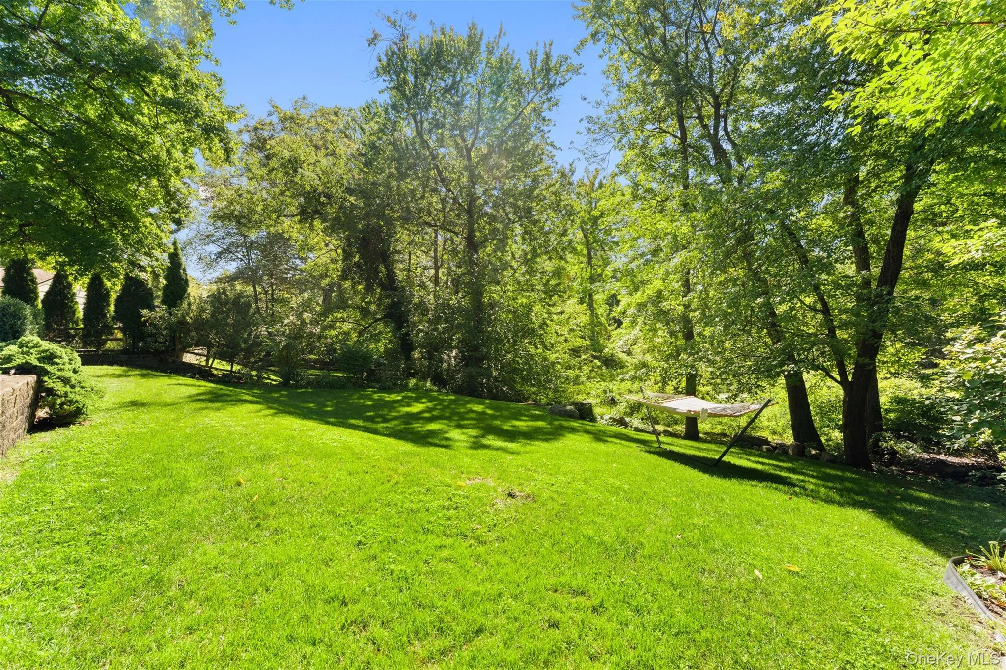 61 Stony Run, New Rochelle, NY, 5 Bedrooms Bedrooms, 9 Rooms Rooms,3 BathroomsBathrooms,Residential,For Rent,Stony,0,1047016 61 Stony Run, New Rochelle, NY, 5 Bedrooms Bedrooms, 9 Rooms Rooms,3 BathroomsBathrooms,Residential,For Rent,Stony,0,1047016