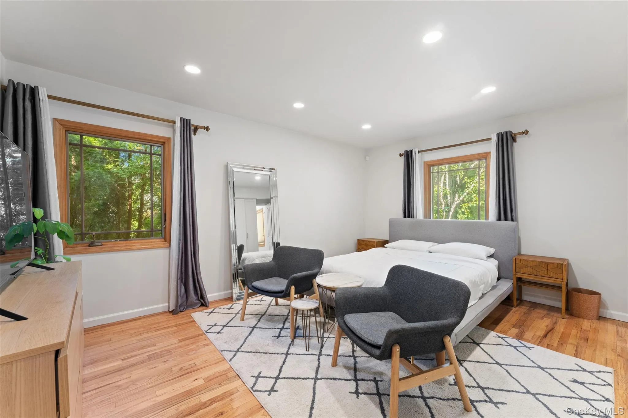 61 Stony Run, New Rochelle, NY, 5 Bedrooms Bedrooms, 9 Rooms Rooms,3 BathroomsBathrooms,Residential,For Rent,Stony,0,1047016 61 Stony Run, New Rochelle, NY, 5 Bedrooms Bedrooms, 9 Rooms Rooms,3 BathroomsBathrooms,Residential,For Rent,Stony,0,1047016
