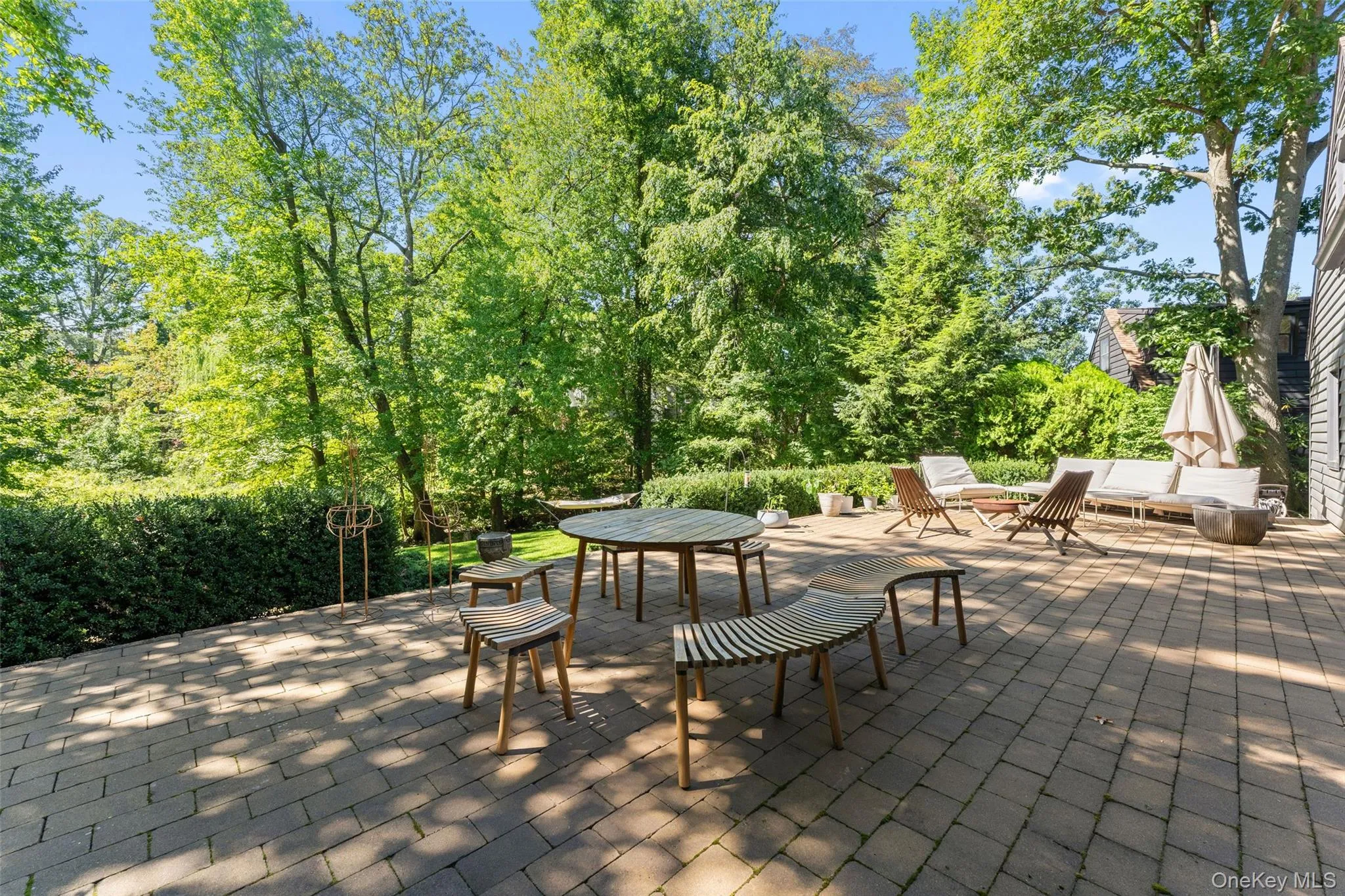 61 Stony Run, New Rochelle, NY, 5 Bedrooms Bedrooms, 9 Rooms Rooms,3 BathroomsBathrooms,Residential,For Rent,Stony,0,1047016 61 Stony Run, New Rochelle, NY, 5 Bedrooms Bedrooms, 9 Rooms Rooms,3 BathroomsBathrooms,Residential,For Rent,Stony,0,1047016