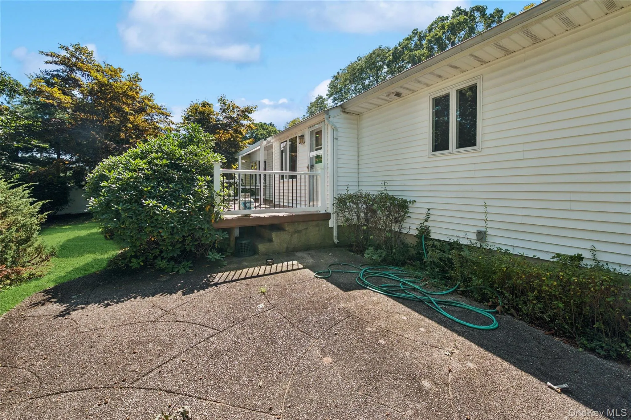 5 Kenny Street, Smithtown, NY, 3 Bedrooms Bedrooms, 7 Rooms Rooms,2 BathroomsBathrooms,Residential,For Rent,Kenny,0,1047017 5 Kenny Street, Smithtown, NY, 3 Bedrooms Bedrooms, 7 Rooms Rooms,2 BathroomsBathrooms,Residential,For Rent,Kenny,0,1047017