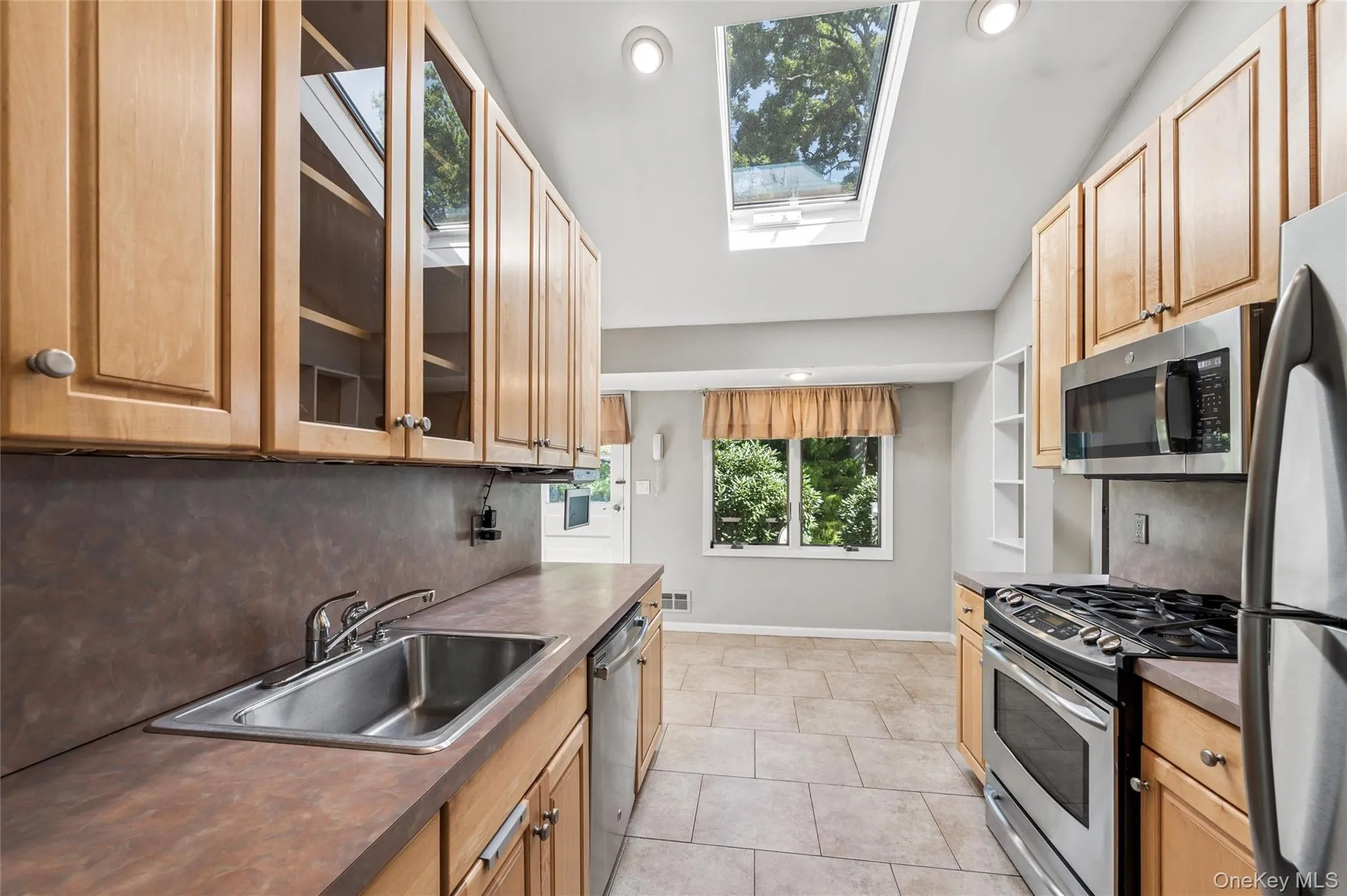 5 Kenny Street, Smithtown, NY, 3 Bedrooms Bedrooms, 7 Rooms Rooms,2 BathroomsBathrooms,Residential,For Rent,Kenny,0,1047017 5 Kenny Street, Smithtown, NY, 3 Bedrooms Bedrooms, 7 Rooms Rooms,2 BathroomsBathrooms,Residential,For Rent,Kenny,0,1047017