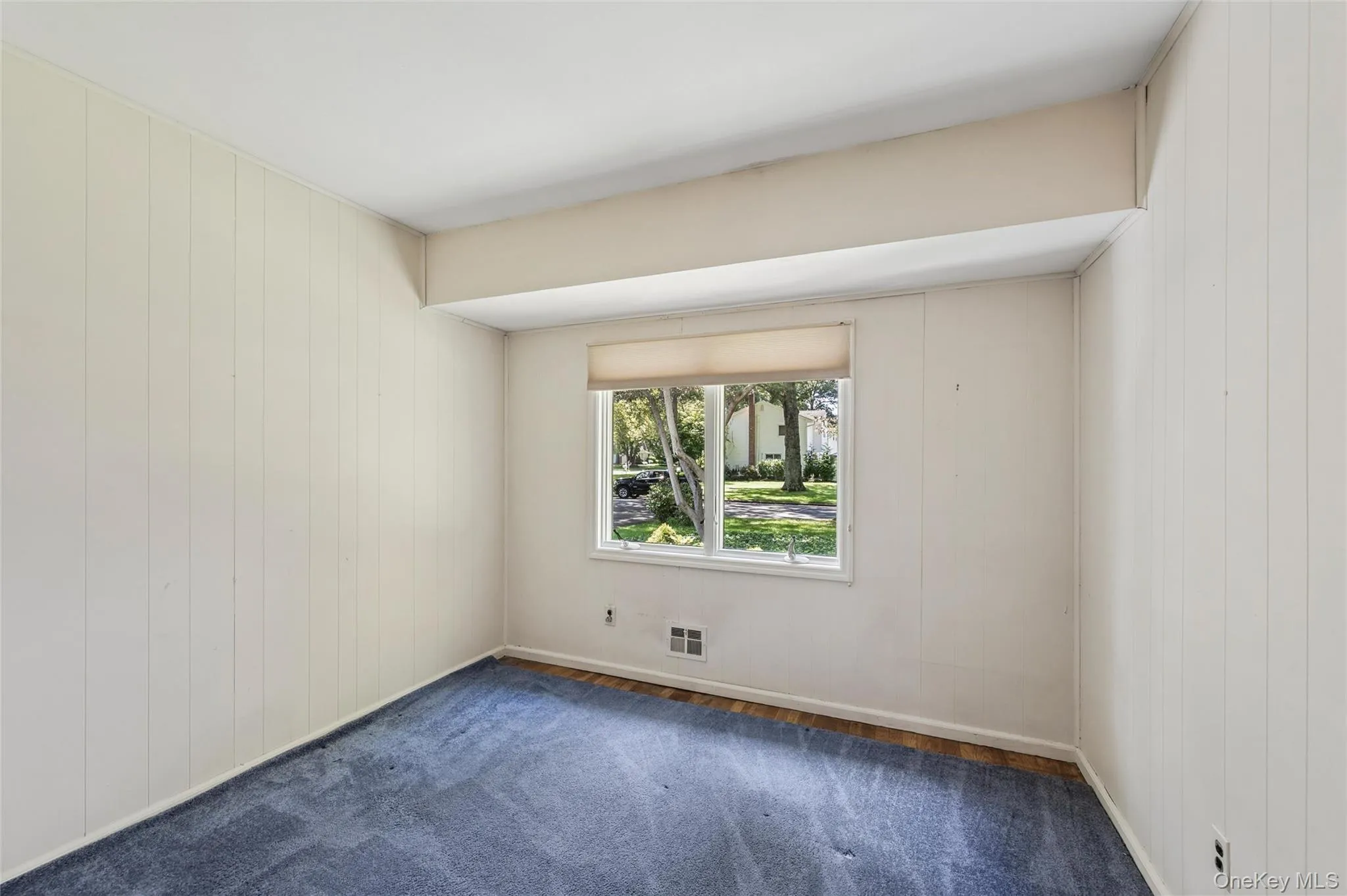 5 Kenny Street, Smithtown, NY, 3 Bedrooms Bedrooms, 7 Rooms Rooms,2 BathroomsBathrooms,Residential,For Rent,Kenny,0,1047017 5 Kenny Street, Smithtown, NY, 3 Bedrooms Bedrooms, 7 Rooms Rooms,2 BathroomsBathrooms,Residential,For Rent,Kenny,0,1047017